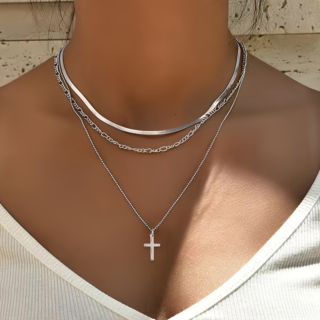 Image of A Set Of 3 Luxurious And Elegant Stainless Steel Necklaces In Different Styles, Perfect For Daily Wear Or Parties