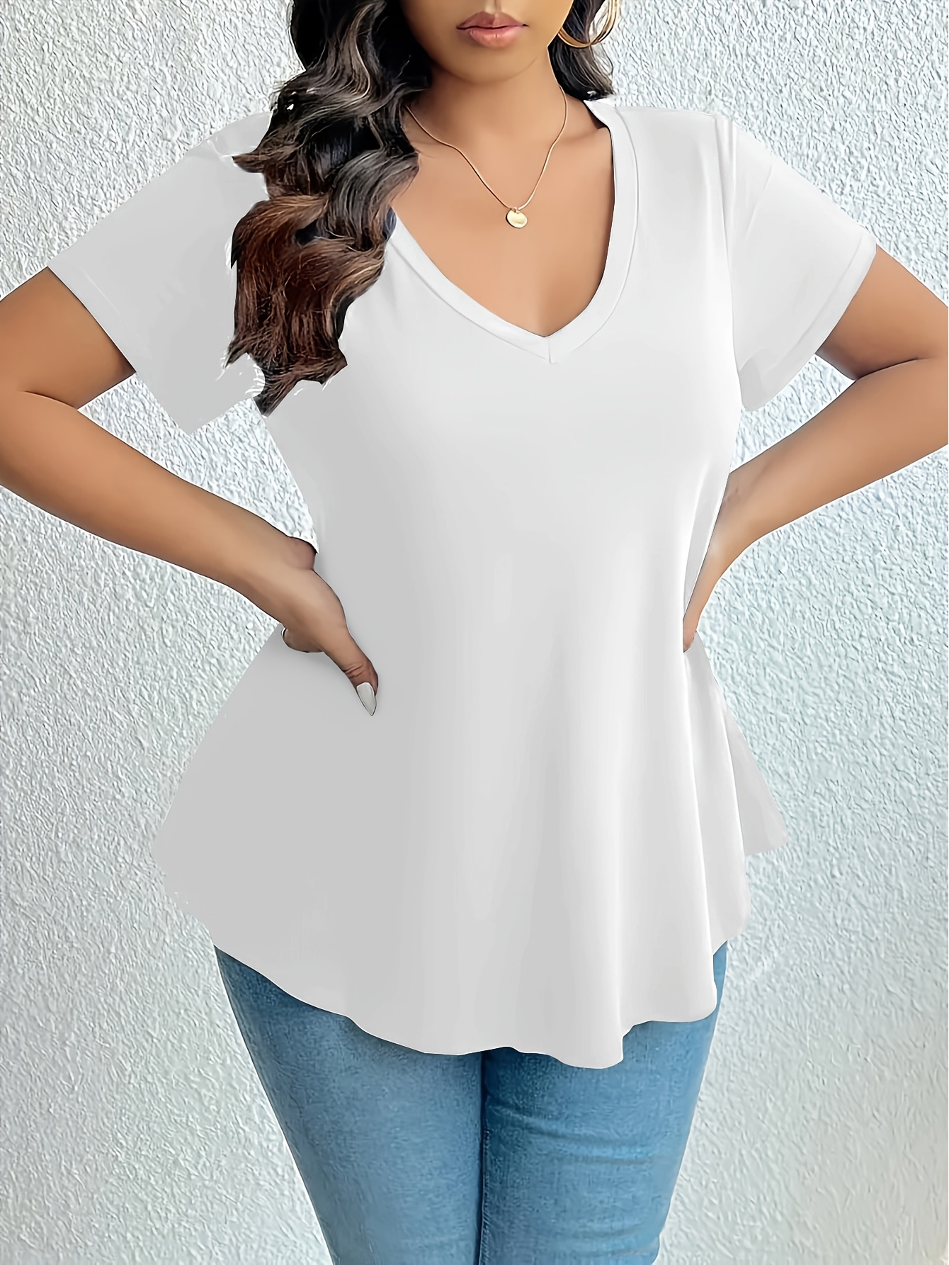 Plus Size Simple Solid T-Shirt, Casual V Neck Short Sleeve T-Shirt, Women's Plus Size?Clothing