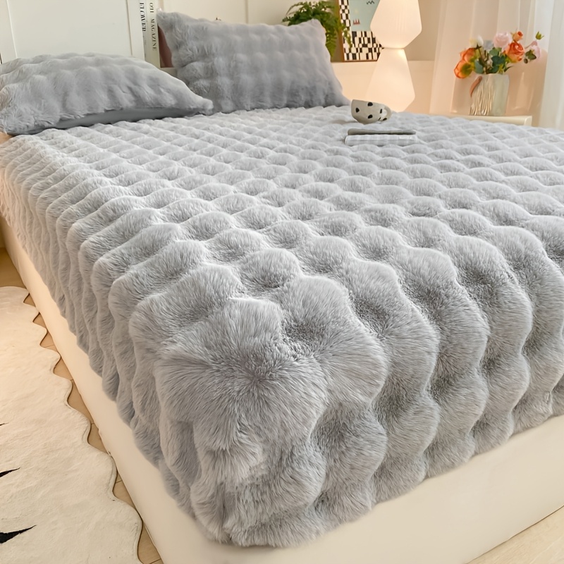 TEMU 1pc Warm Thickened Bubble Fitted Sheet, Mattress Protector With 360° Plush Padding, Soft And Breathable Moisture-wicking, Bedding Additions, ,