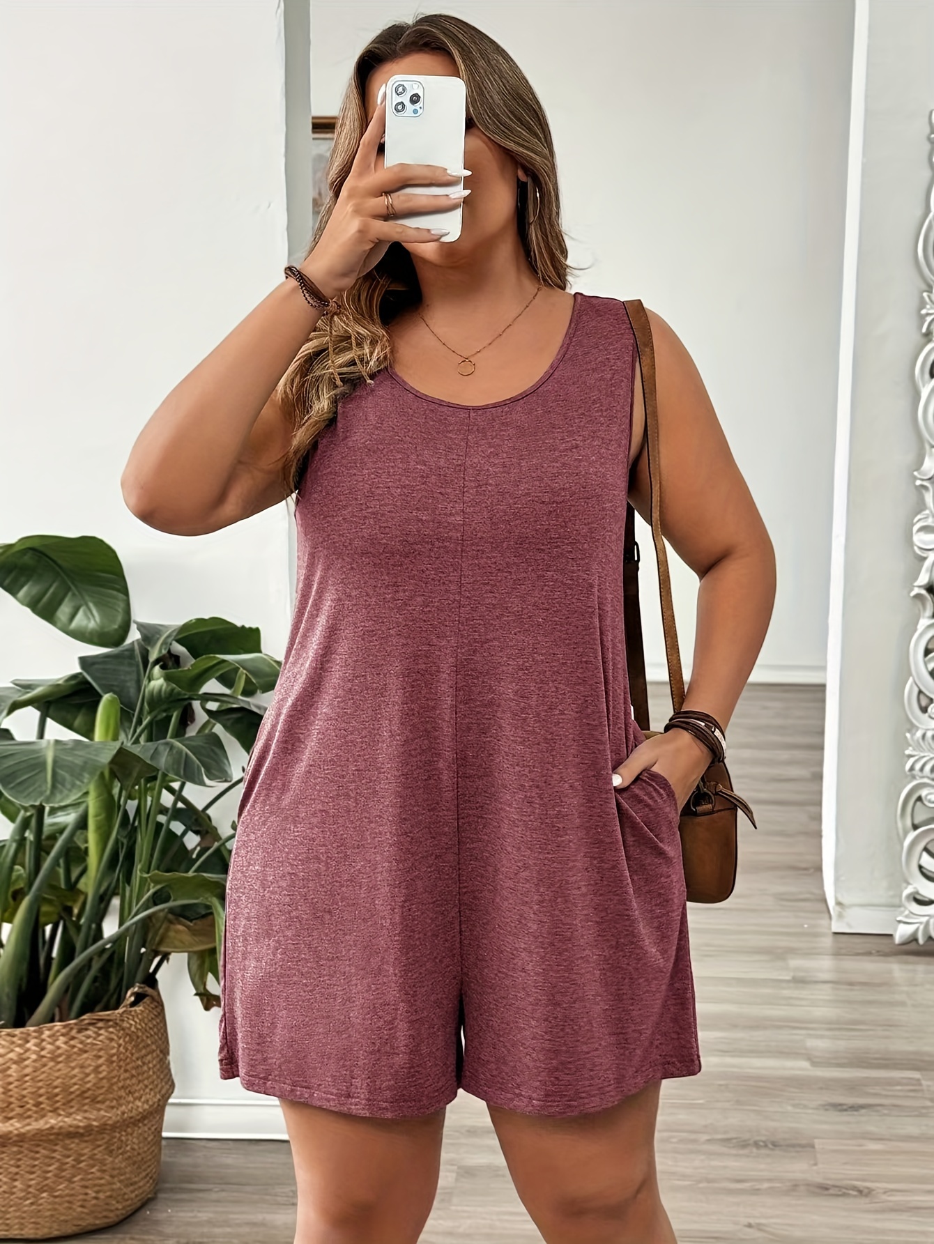 Women'S Plus Size Floral Print Sleeveless Knit Jumpsuit - Gray, Black & White Flower Design, Round Neck, Backless with Pockets, Perfect for Summer Vacations, Casual Outings Attire | Floral Print Jumpsuit | Knit Constructio