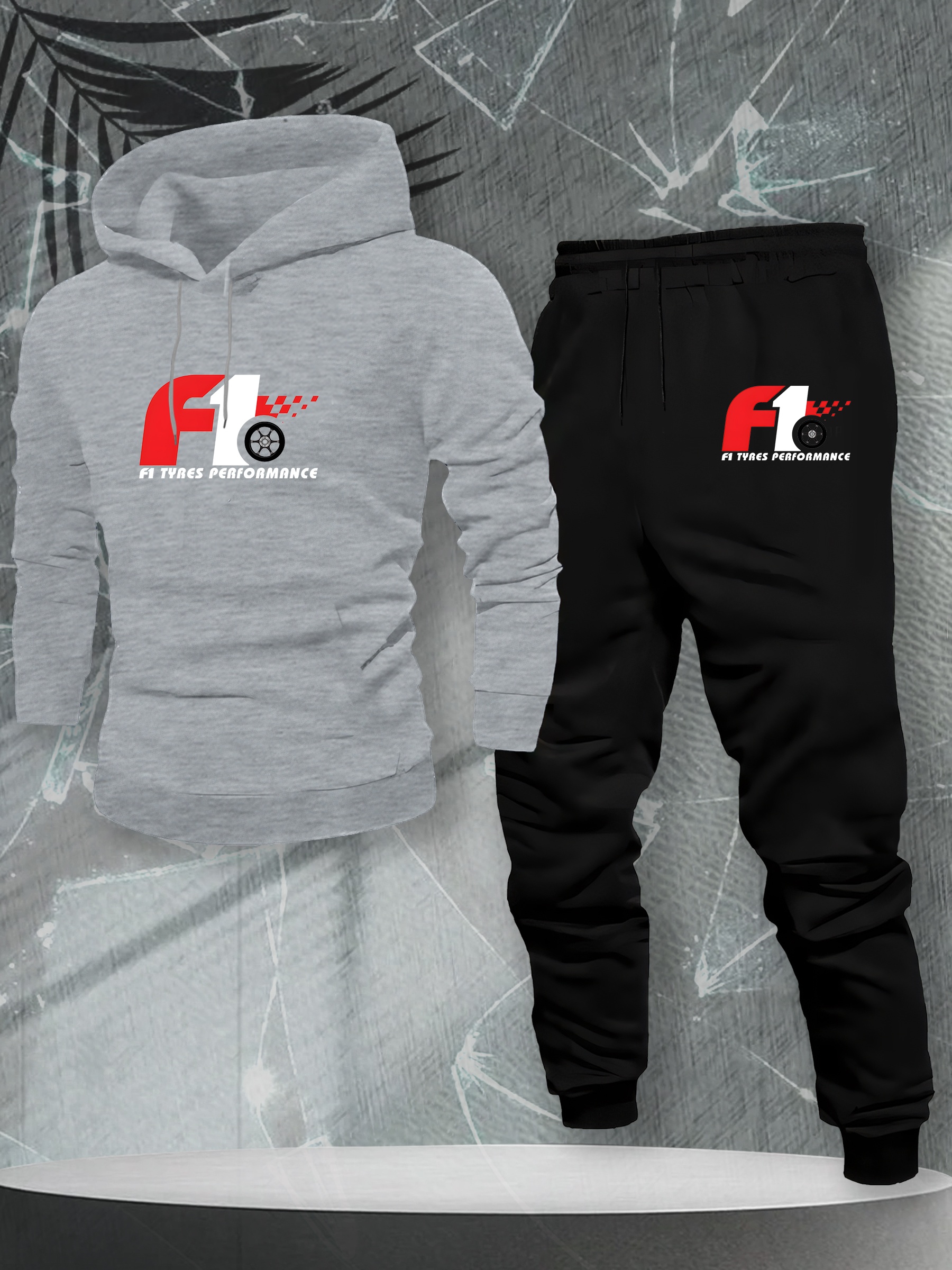 Heren hoodie en broek set met stijlvolle print