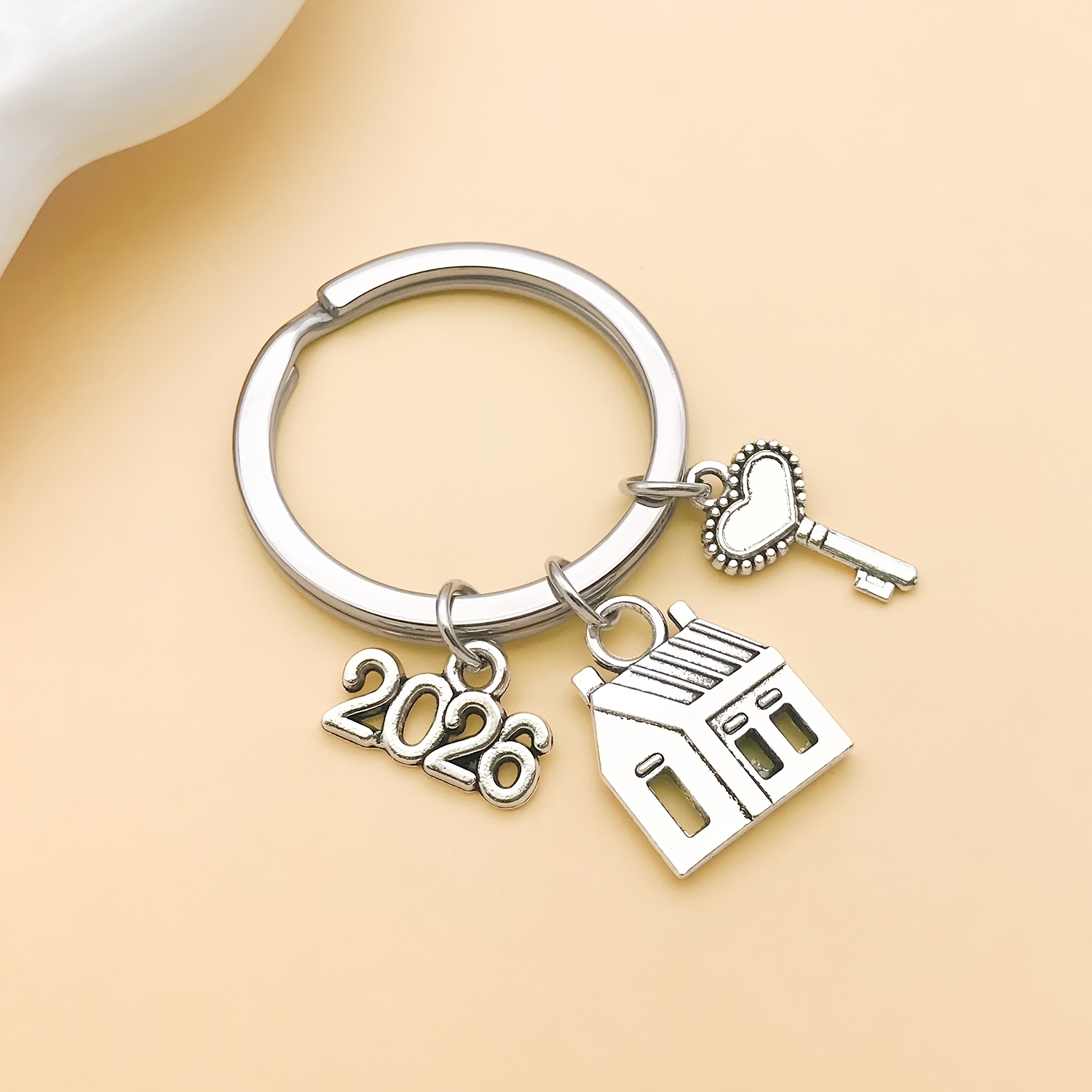 TEMU 1pc 2026 Home Keychain Gift - Silvery Metal Key Ring Pendant And Love Heart Key Charm - Creative Minimalist Key Holder For Housewarming Birthday