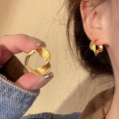 2pcs new exquisite bohemian style 14k gold plated alloy earrings for women fashion earrings wedding party birthday and anniversary gifts elegant jewellery for adult women over 15 years old