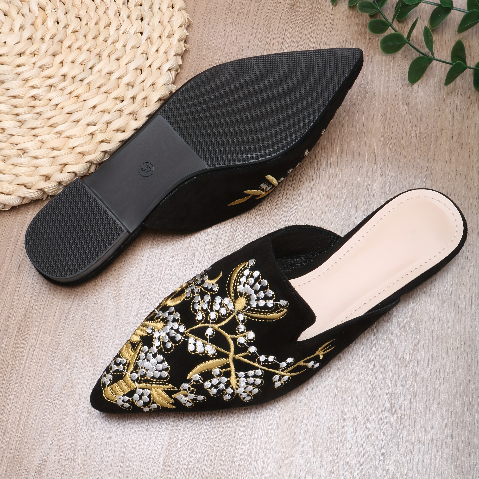 Women's Flat Slippers, New Summer Style, Chinese-style Cool Slippers, Half-slip Shoes for Women, Suitable for Outdoor Wear, Women Shoes
