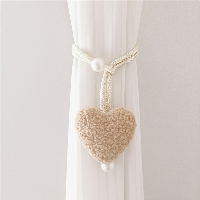 Three-Dimensional Plush Heart Pearl Curtain Tieback
