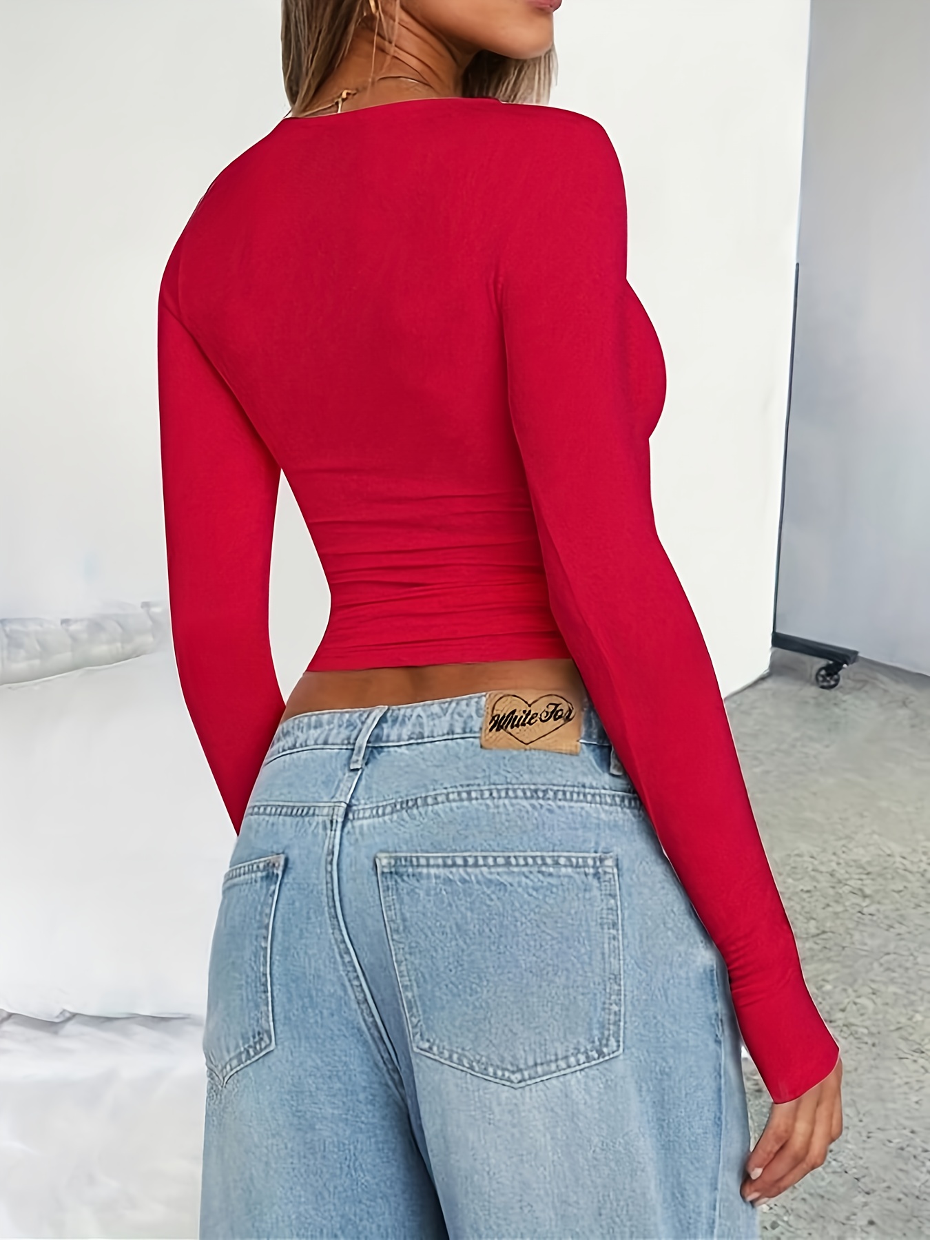 Women's Y2K Solid Color Cropped Slim Fit Long Sleeve T-Shirt - Round Neck Casual Top for Spring/Autumn, Machine Washable Everyday & Back-to- Outfits, Ladies T Shirts, Spring Fashion, Minimalist Style, Smooth Fabric, Stylish Blouse, Women