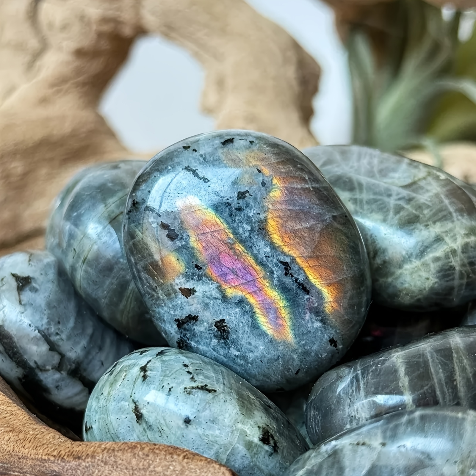 Shimmering Labradorite Natural Polished Palm Stone, 20-80G