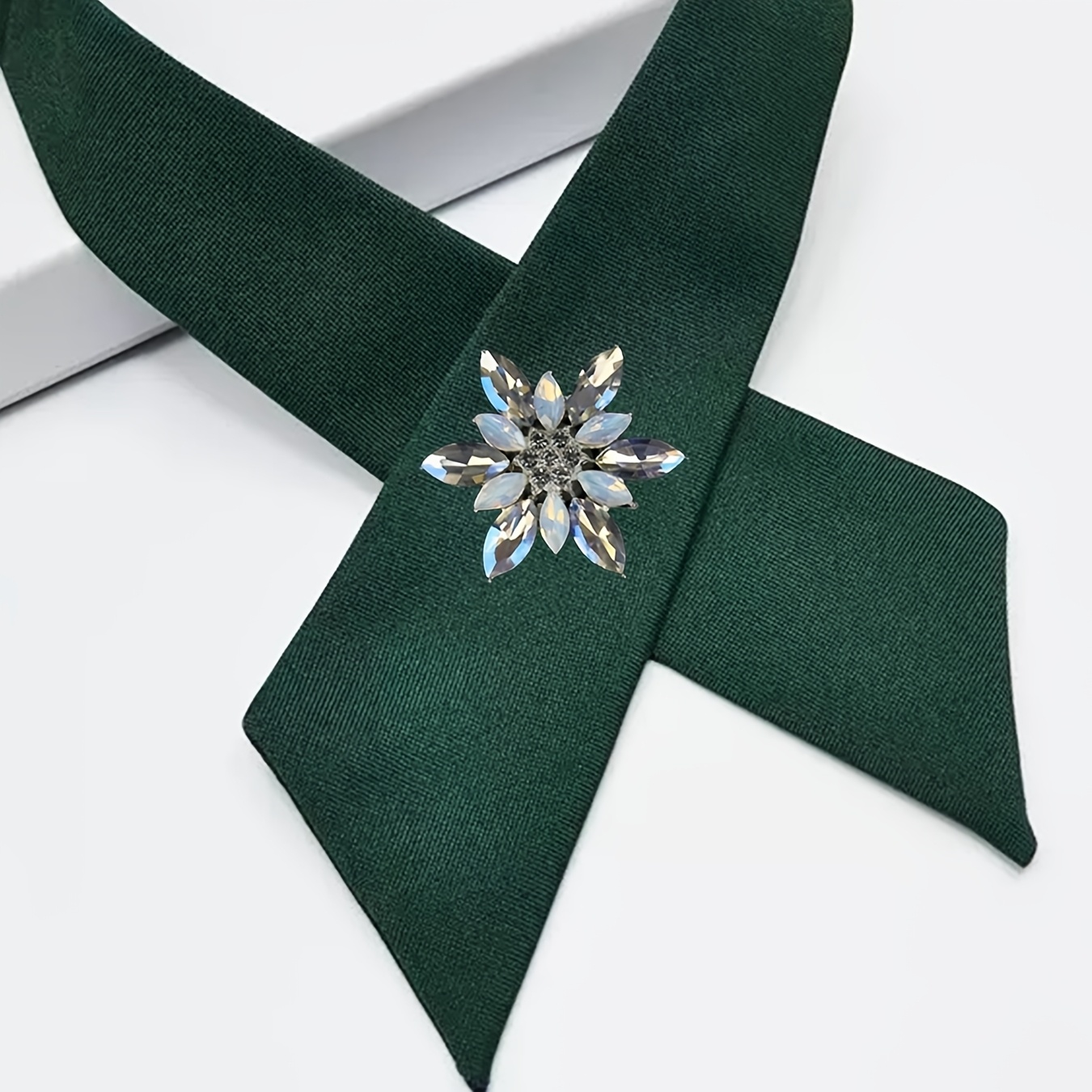 TEMU 1pc Fashion Women's Tie With Chest Flower And Snowflake Gemstones | Elegant Tie, Casual Outdoor, School Uniform, Jk Workwear, Role-playing