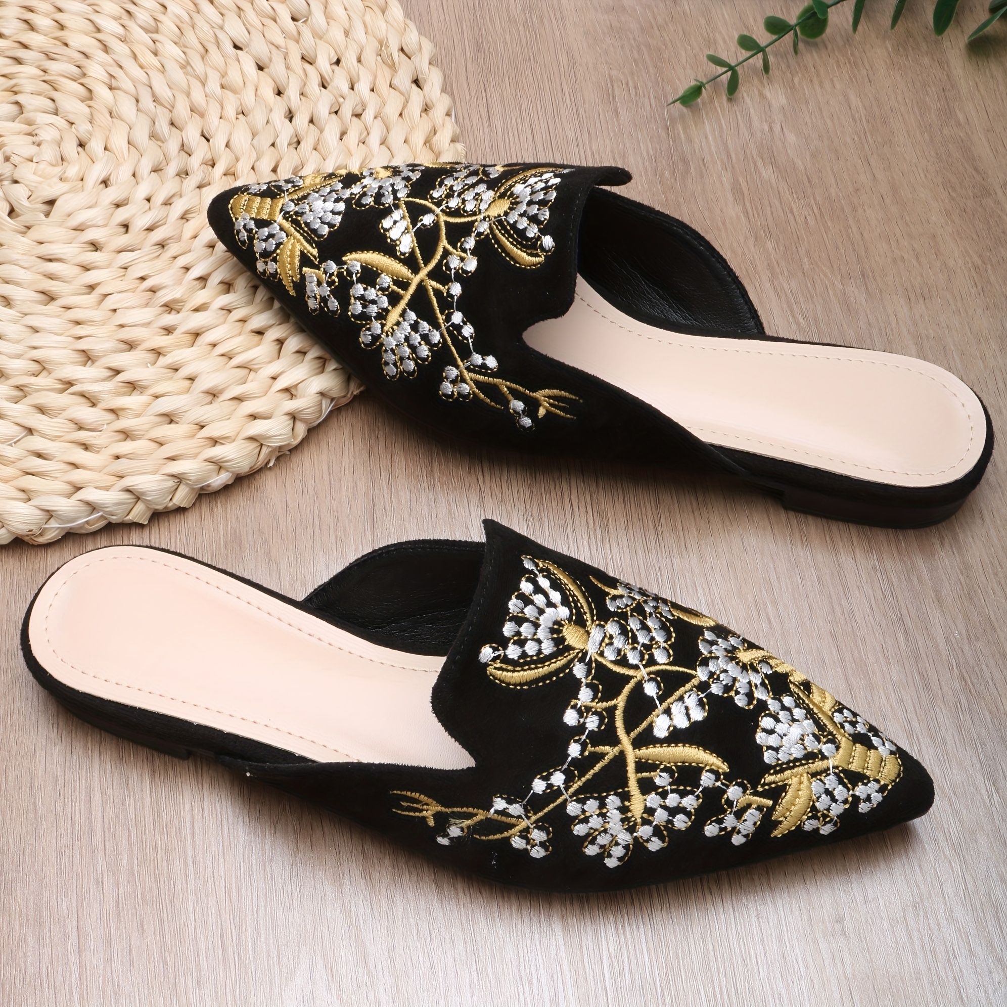 Women's Flat Slippers, New Summer Style, Chinese-style Cool Slippers, Half-slip Shoes for Women, Suitable for Outdoor Wear, Women Shoes