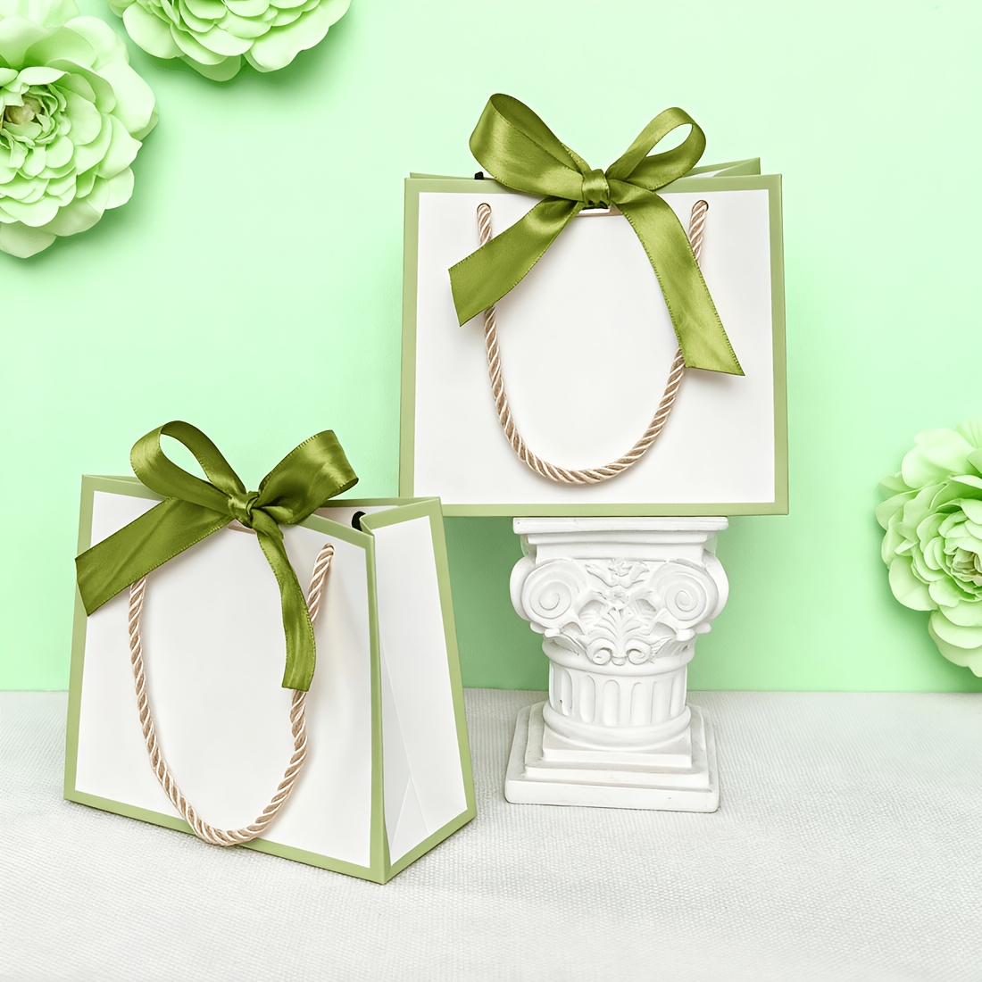 10pcs Striped Gift Box with Handle, Size 6.3*5.5*2.3 Inches