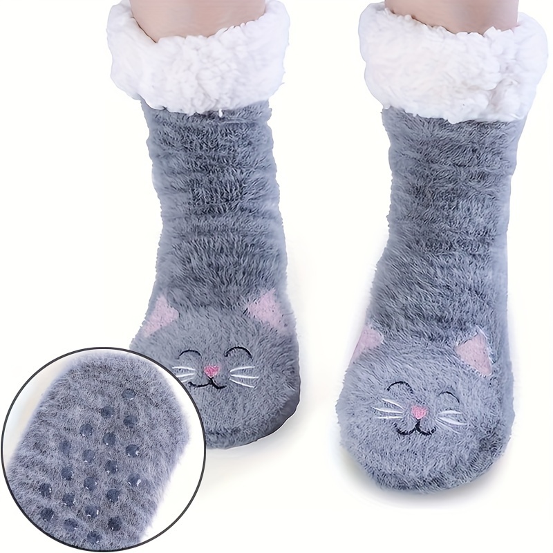 

Winter Cat Design Plush Slipper Socks For Women, Warm Polyester Knit Fabric With Non-slip Silicone Dots, Machine Washable, Animal Pattern , Perfect Christmas Gift For Wife, Grandma, Mom, Aunt - 1 Pair