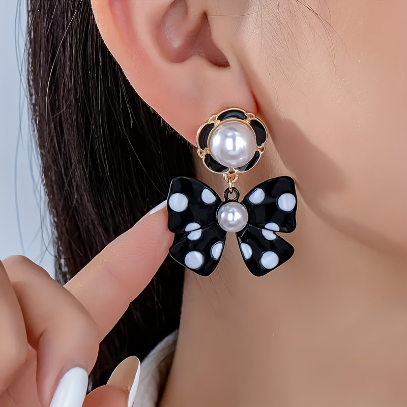 Elegant Black And White Polka Dot Bow Earrings - Lightweight Pearl Studs, Perfect For Daily Wear, A Must-have For