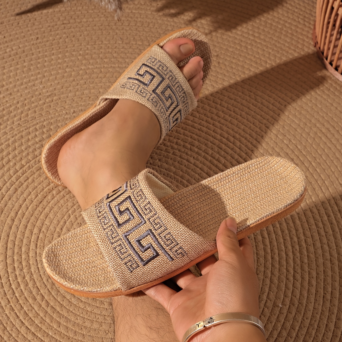 Men's All-Season Indoor/Outdoor Fashion Home Bedroom Floor Slippers, Style