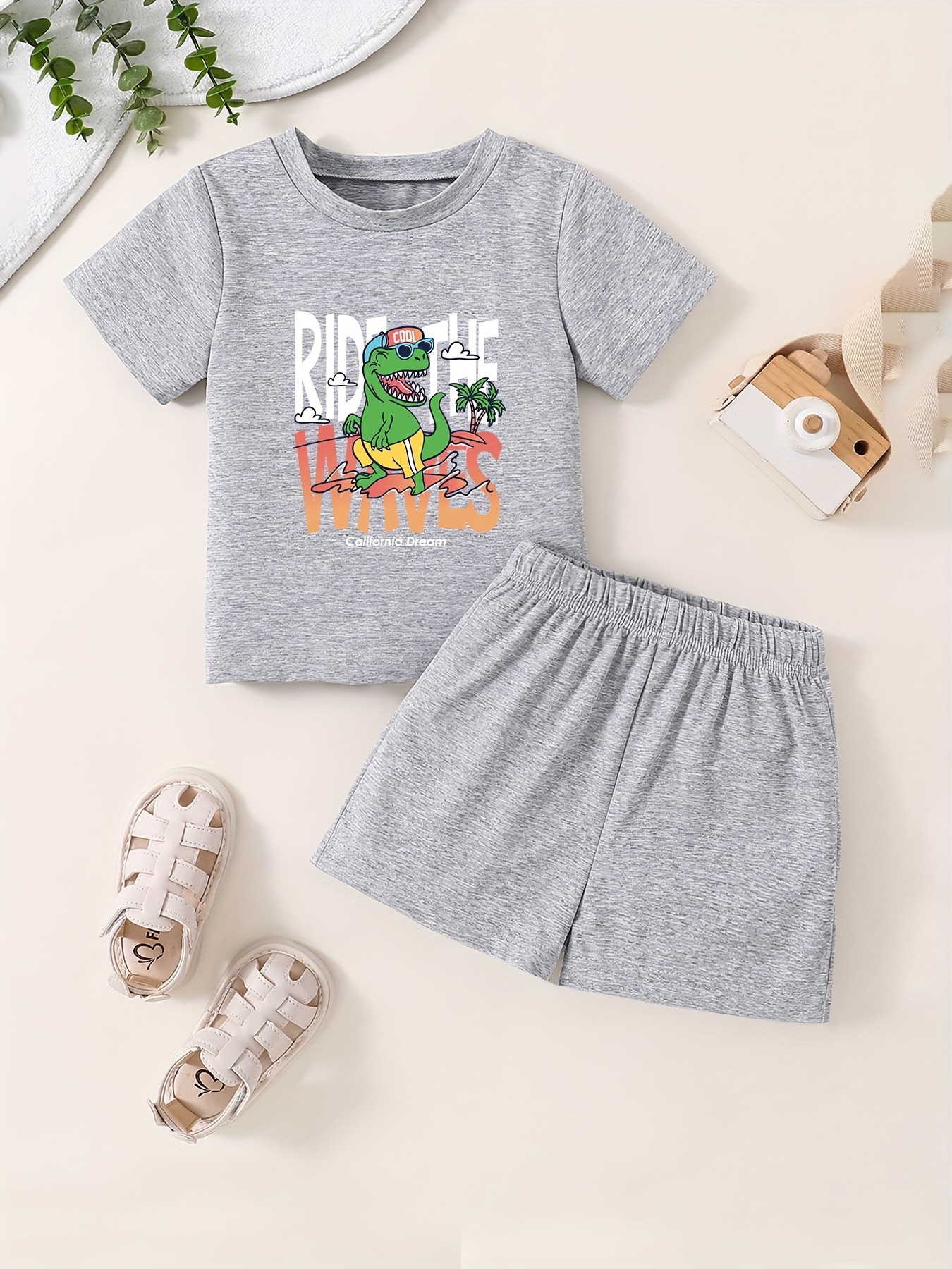 Baby Boy Dinosaur and Letter Print Short-sleeve T-shirt