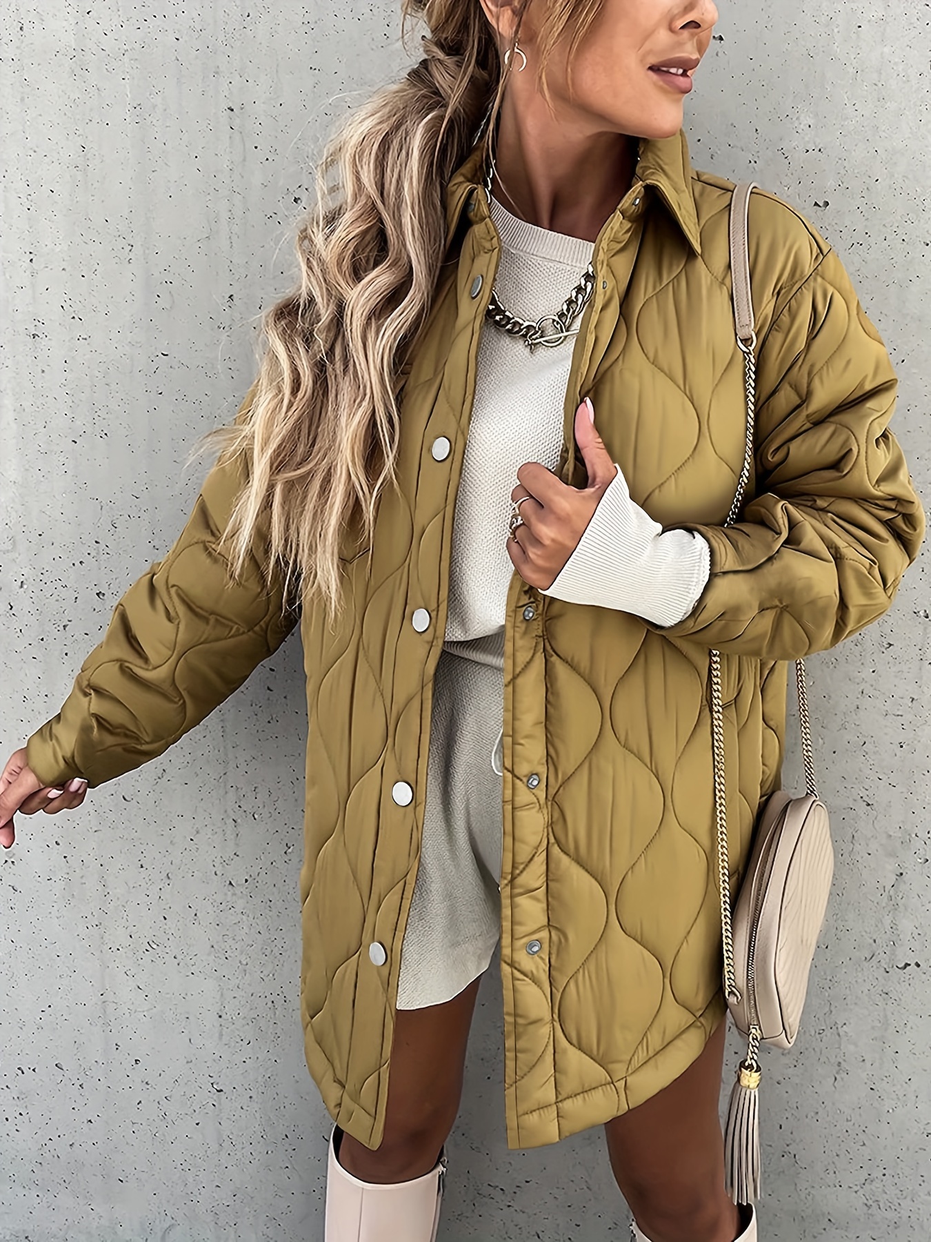 Women'S Quilted Jacket Lightweight Winter Coat with Button Front Closure,  Loose Fit Long Sleeve Outerwear in Olive Green/Neutral Tones for Everyday