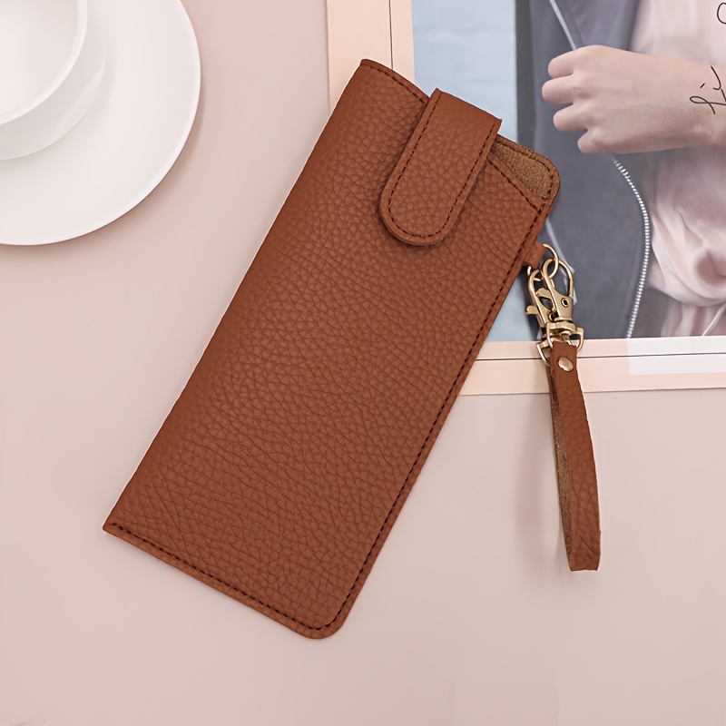 TEMU Un sac de rangement pour lunettes de style japonais, en PU, parfait pour les vacances. Il est portable et accroché à un sac, idéal pour ranger