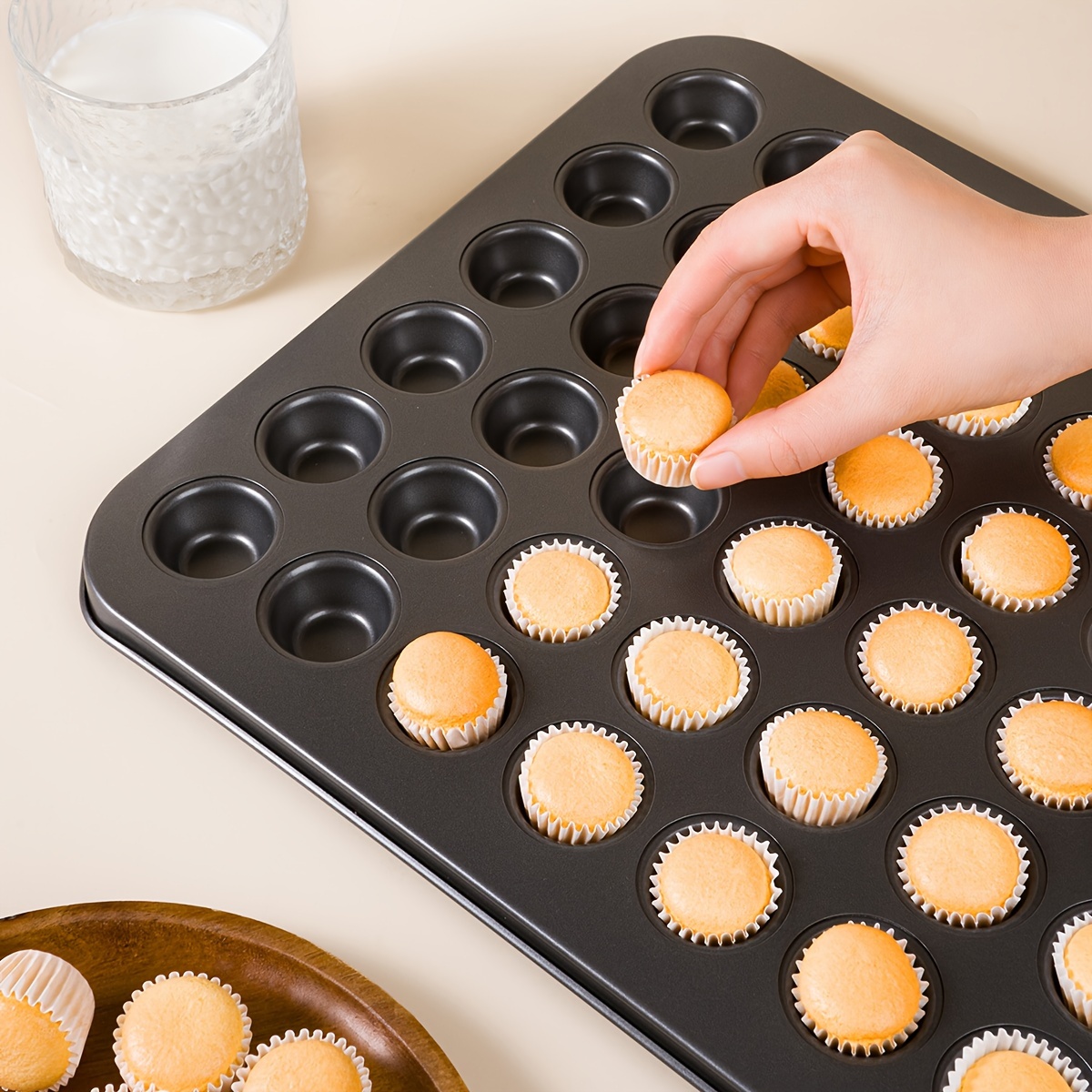 mini cupcake baking pan