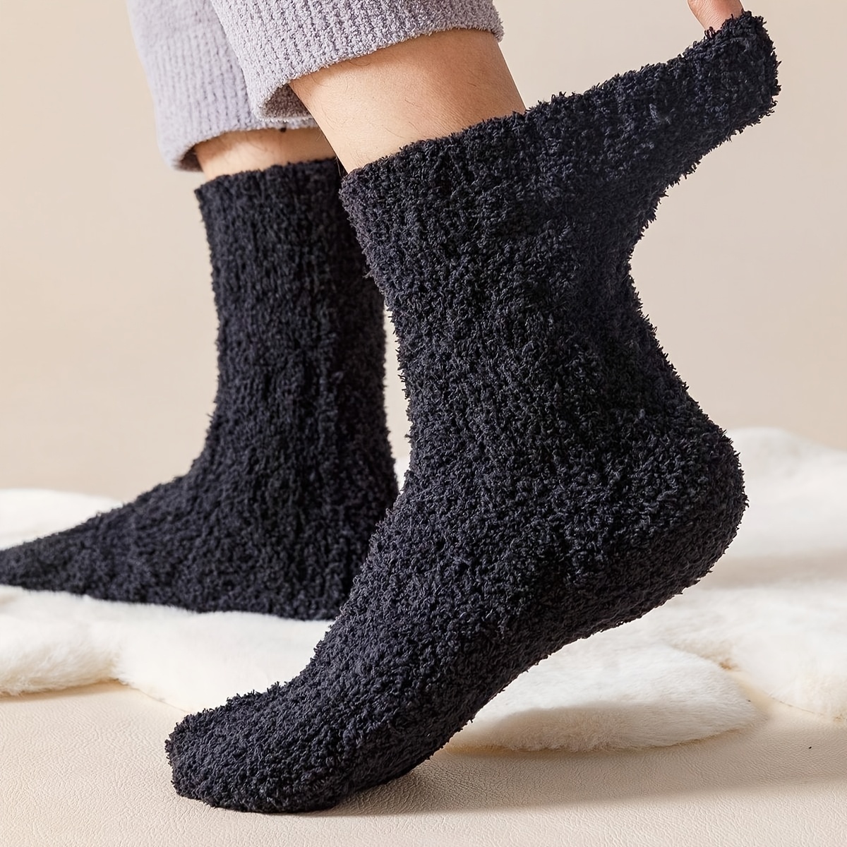 

1 Pair Men's Cozy Fleece-lined Thermal Socks - Warm Mid-calf Winter Socks, Soft Plush Material, Black, Home Or Cold Weather