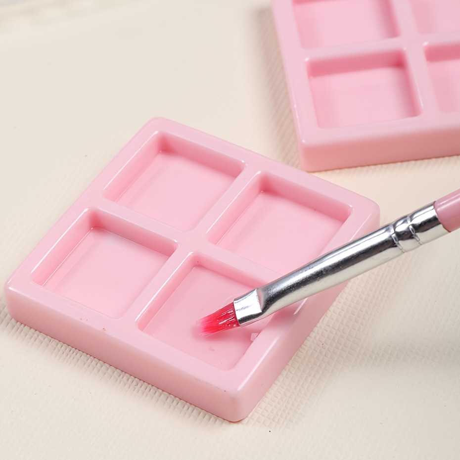 Multifunctional 4-Grid Nail Palette Portable Painting Tool