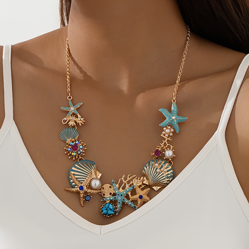 

Nautical Fashion Vacation-inspired Zinc Alloy Necklace With Rhinestones, Seashell, Starfish, And Coral Charms - Versatile Daily Accessory For Mardi Gras Day And All Seasons