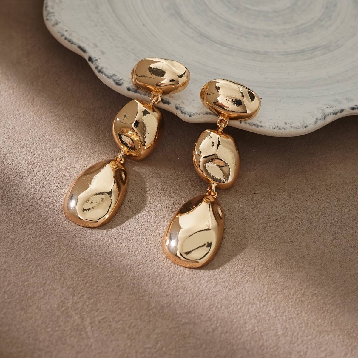 Women's Irregular Hammered Surface Geometric Round Oval Drop Earrings