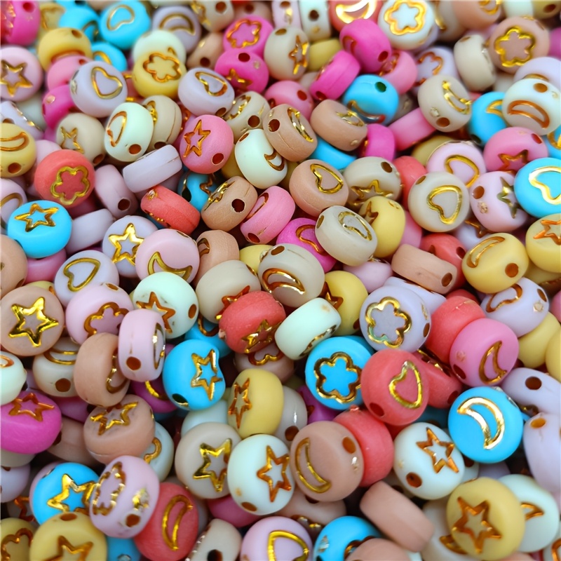 

600/300/150pcs Acrylic Beads Set, Flat Round With Golden Heart Love Pattern, Loose Beads For Making, Bracelets, Earrings, Crafting Charms, Assortments For Christmas And New Year Gifts