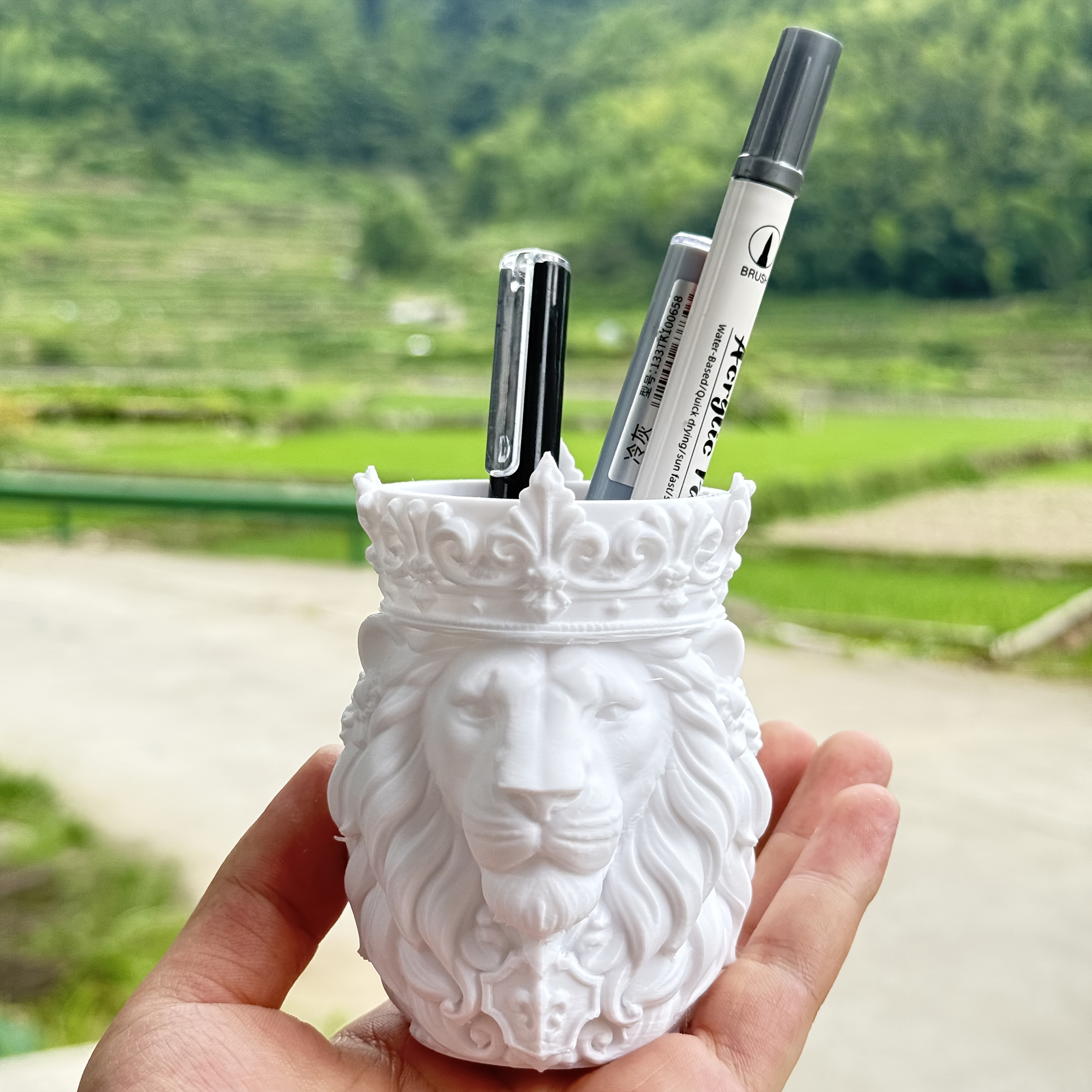 TEMU Portapenne a forma di leone, e organizzatore da scrivania per matite, penne e penne a sfera, contenitore decorativo per cancelleria da tavolo