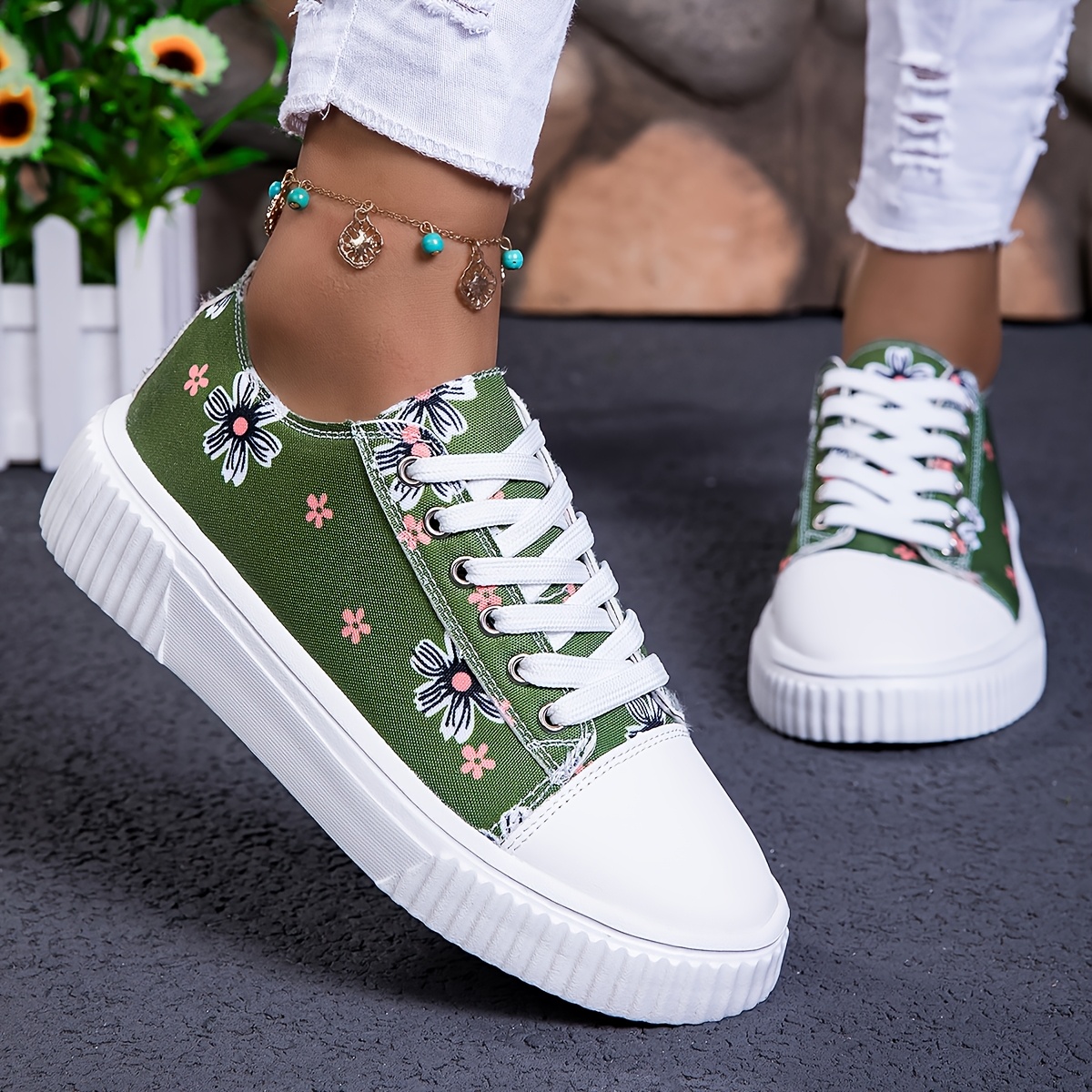 Women'S Fashion Sneakers - Casual Slip-On Sneakers with Floral Pattern, Comfortable Flat, Breathable, Low-Top, Round Toe, All-Season Sneakers, Casual Footwear | Floral Sneakers | Comfortable Sneakers