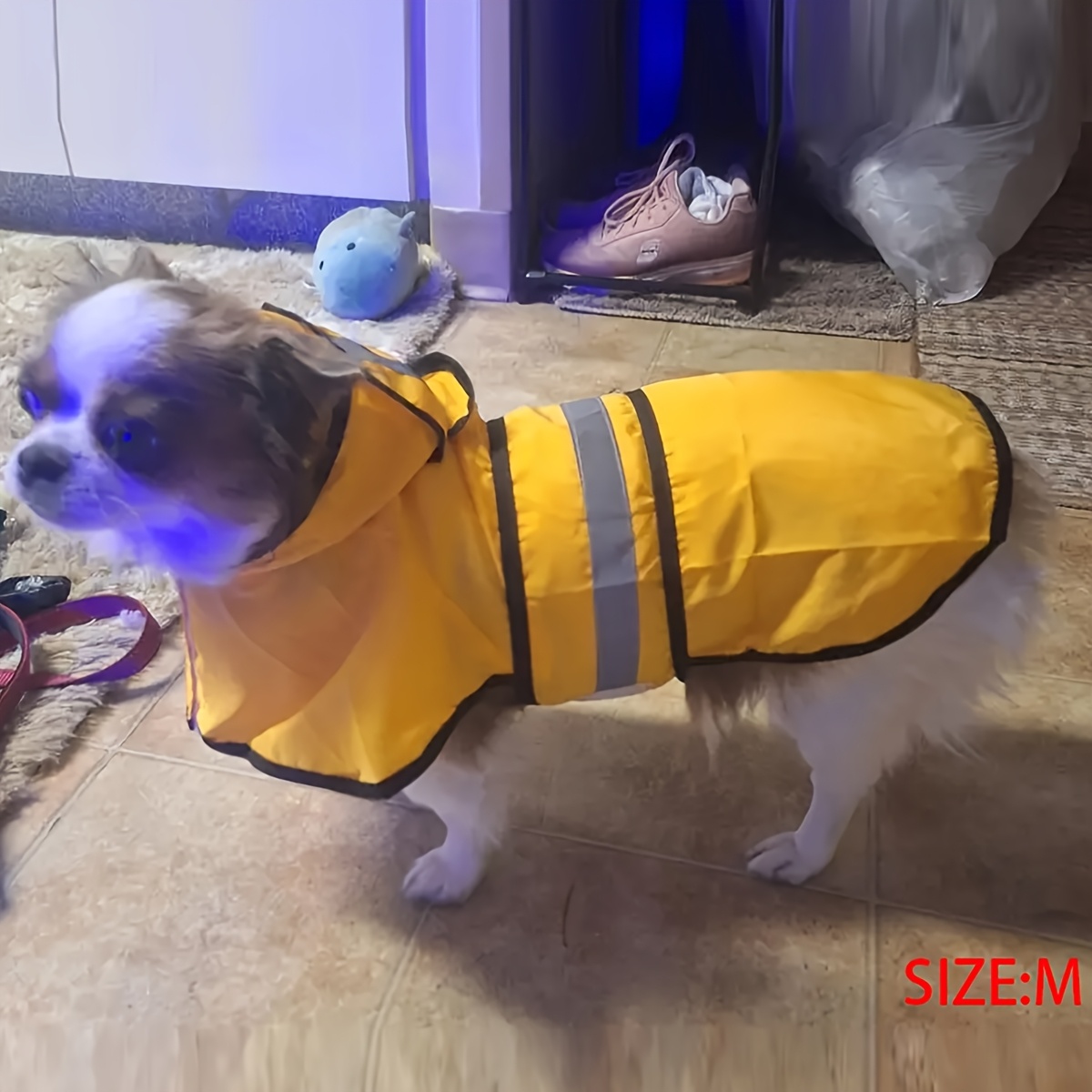 Pet raincoat, adjustable dog raincoat, thin and suitable for all seasons, with excellent waterproof performance. Available in 3 colors: yellow, blue and red. Complete sizes: XS, S, M, L, XL, 2XL, 3XL, 4XL. Suitable for all dog breeds.