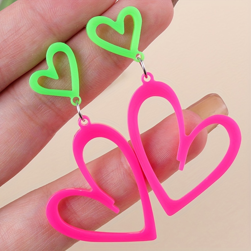 E-shop Paar eleganter hohler Hängeohrringe aus Acryl mit Herzverzierungen - Ideales Valentinstagsgeschenk für Paare, niedliche und Schmuckstücke für
