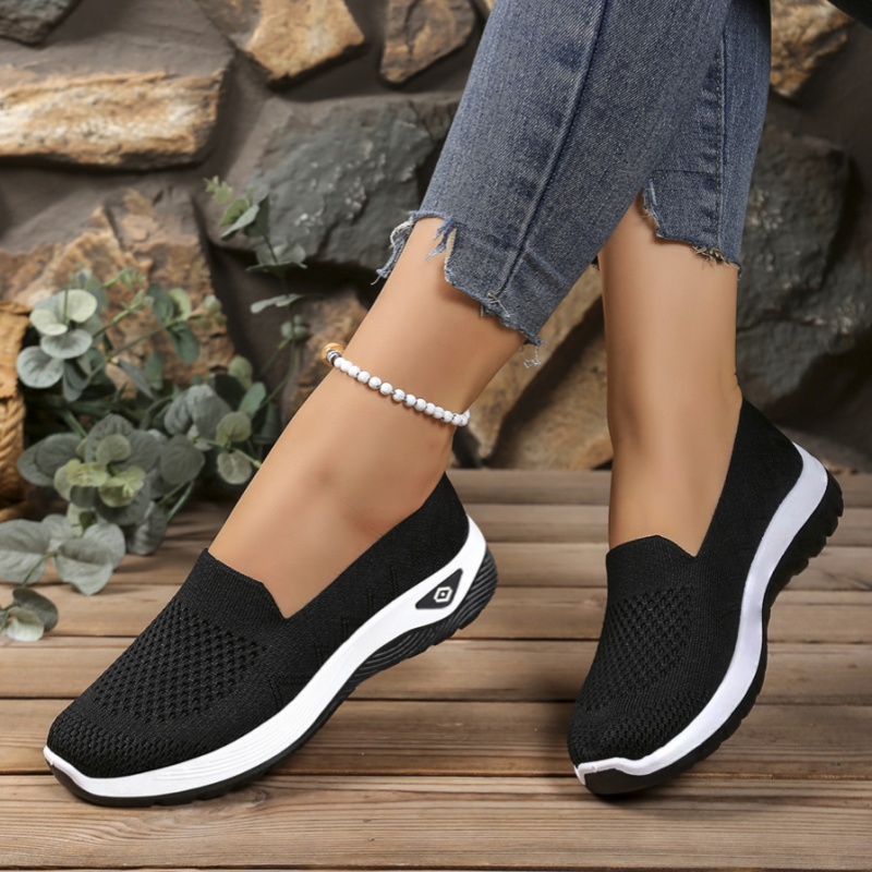 කාන්තා ස්ලිප්-ඔන් අනියම් සපත්තු, සැහැල්ලු හුස්ම ගත හැකි දැල් උඩුකය, සැහැල්ලු මෘදු යටිපතුල, අතින් සේදිය හැකි, සියලුම-සෘතු බහුකාර්ය, දිනපතා, ගෘහස්ථ සහ එළිමහන් ක්‍රීඩා, ඇවිදීම, සාද, යෝග්‍යතාවය, කඳවුරු බැඳීම, නිවාඩු සහ නිවාඩු තෑගි සඳහා, බහු-වර්ණ විකල්ප