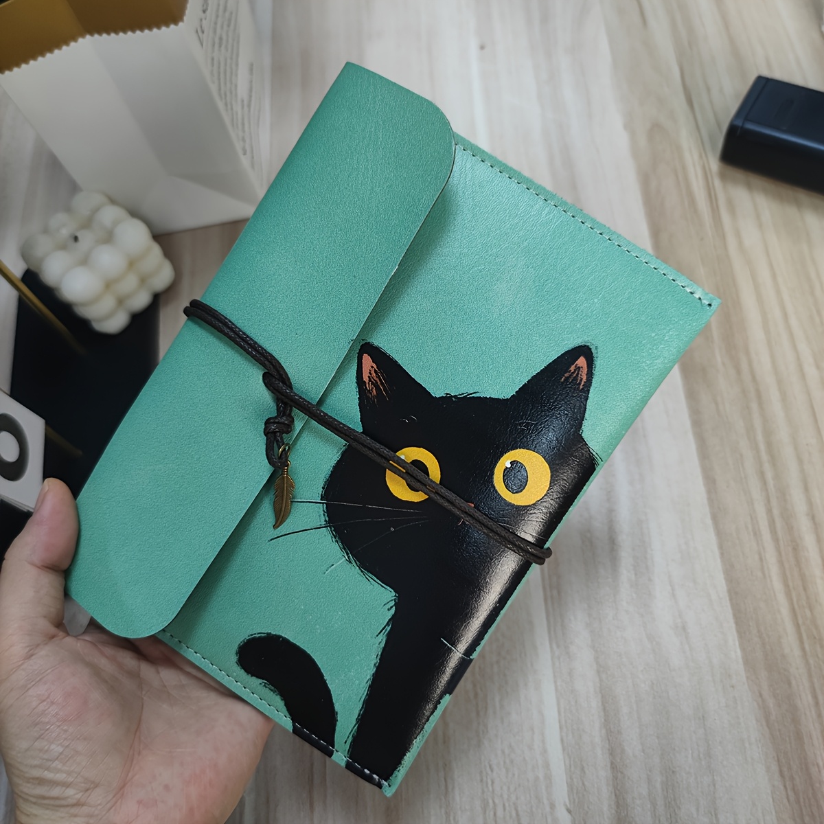 TEMU A Protective Cover Featuring A Black Cat With Large Yellow Eyes, Designed For E-book Tablets. This Chic And Portable Storage Bag Is Ideal For