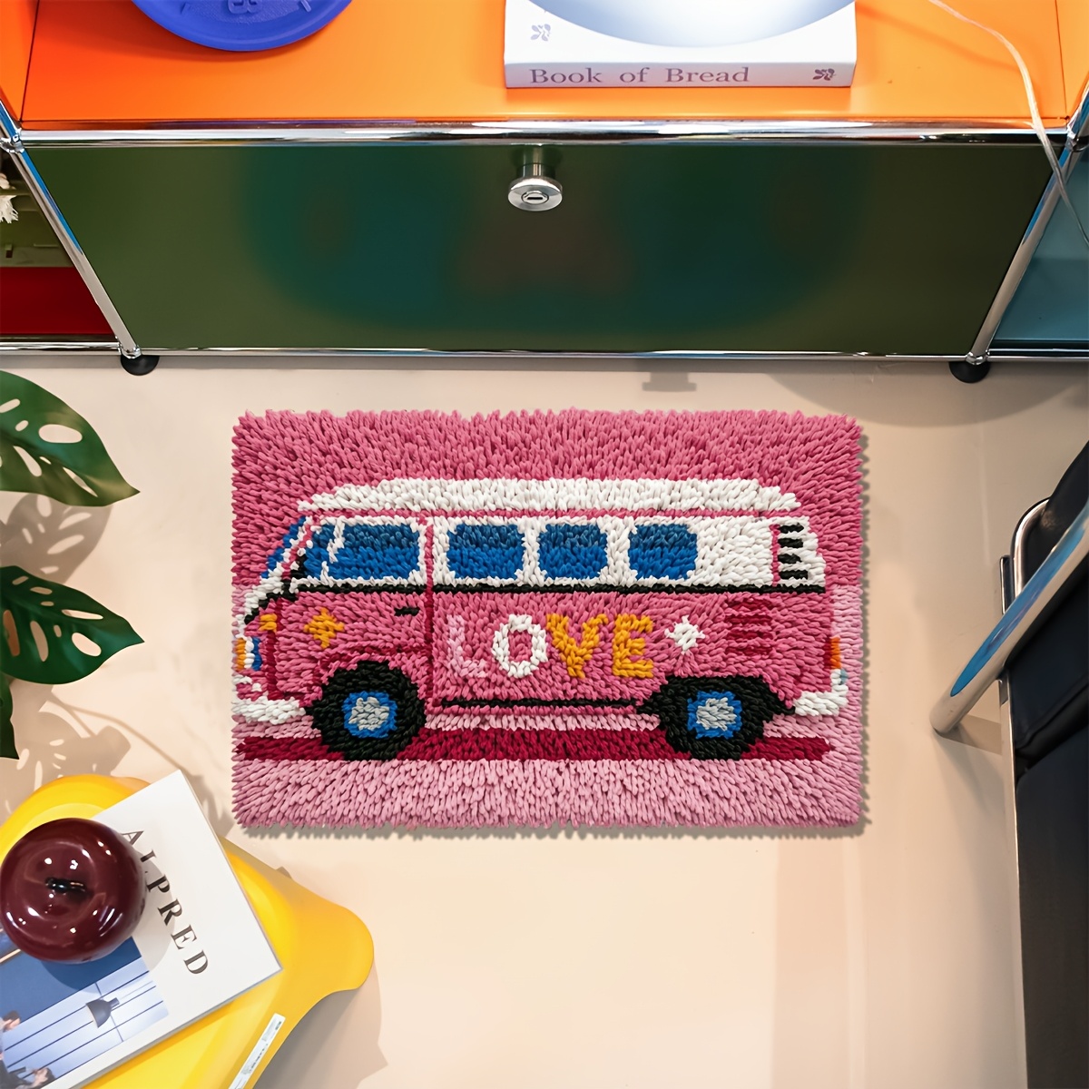 Pink Bus Pattern Crochet Hook Carpet Kit for Beginners