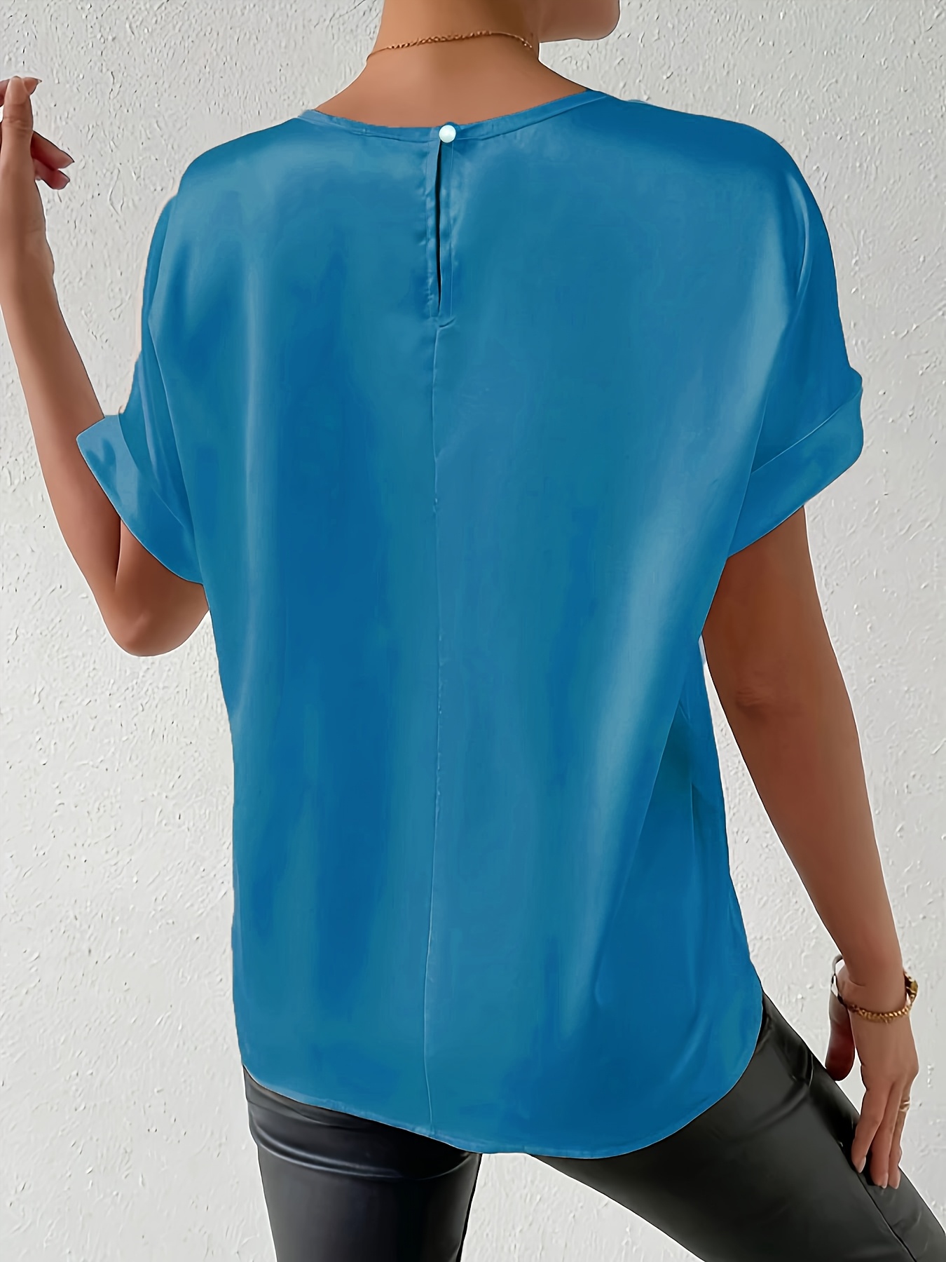 Women'S Plus Size Light Blue Woven Blouse - Elegant Short Sleeve Crew Neck, Solid Color, Non-Stretch Fabric, Perfect for Summer, Casual Summer Wear|Sleek Fitted Look|Nonstretch Material, Plus Size Blouses