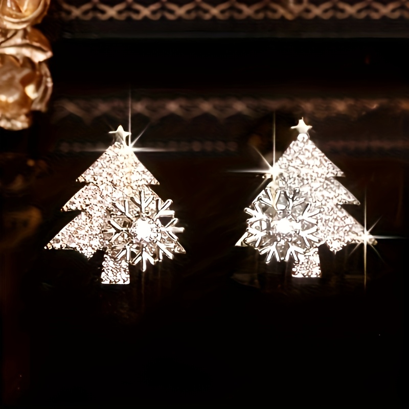 Image of 1 Pair Women's Fashion Stud Earrings Elegant Exquisite Pave Synthetic Zirconia Christmas Tree Snowflake Earrings Women's Christmas Gift Casual Wear Stud Jewelry ()