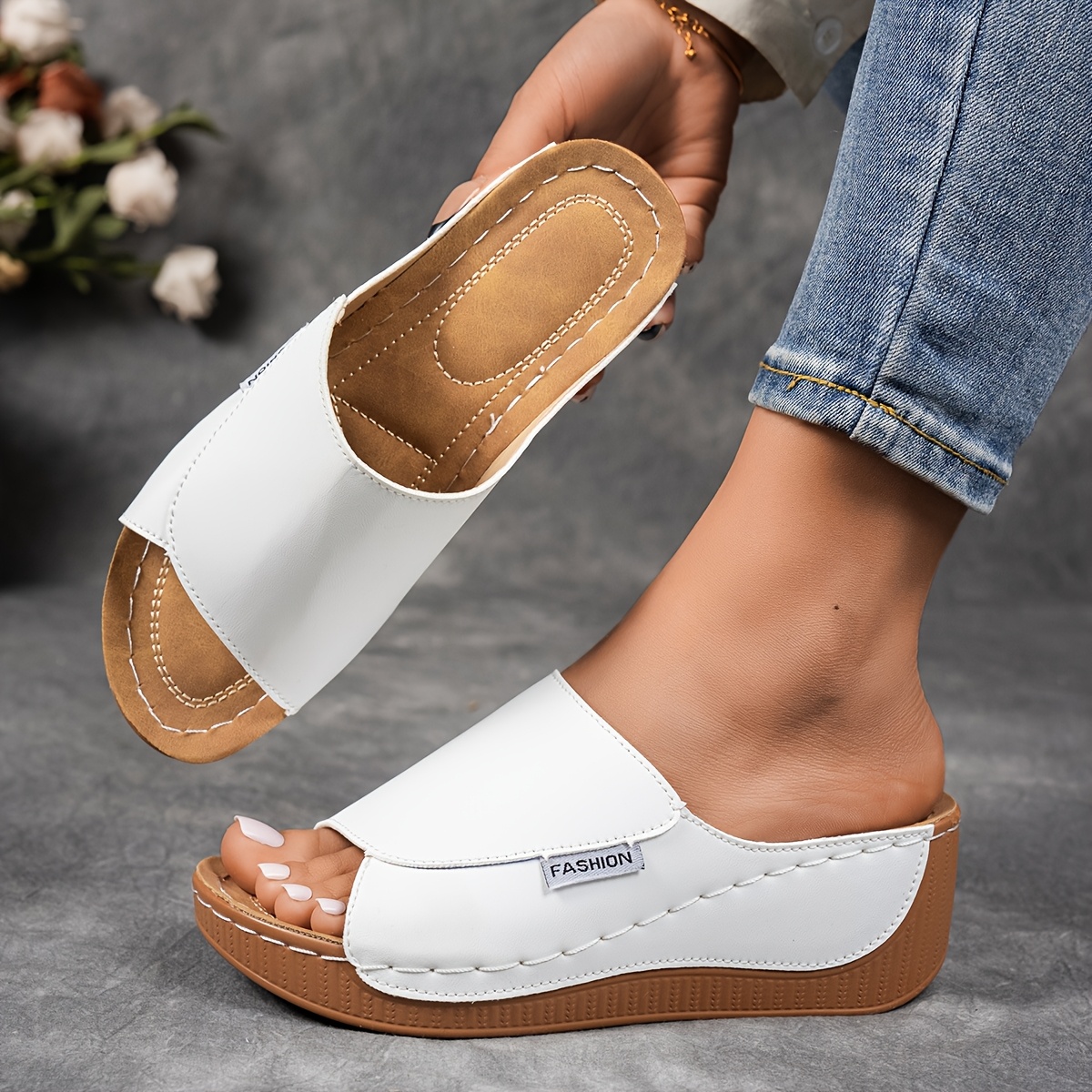 imagem do item chinelos de   de verão   para mulher, sola   antiderrapante, chinelos casuais versáteis de sola grossa, sapatos de mulher plus size