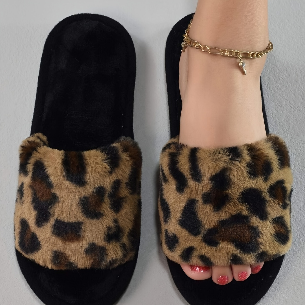 TEMU Elegant Leopard Print Plush Slippers - Corduroy Slip-on Home Warm Slippers With Eva Sole - Soft Indoor Fuzzy Slides For All Seasons