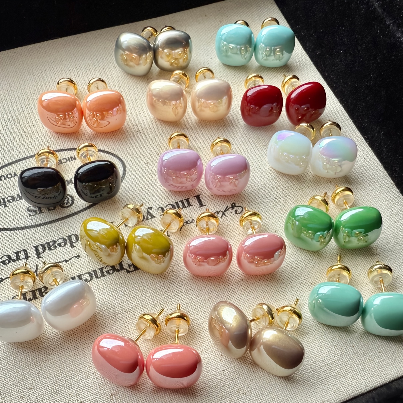 Image of [new] 15 Pairs, Gentle French Retro Premium Luxury Easy Temperament All-match Light White Green Beads Gray Geometric Black Multicolor Earrings, High-quality Jewelry, Upgraded Style Earrings