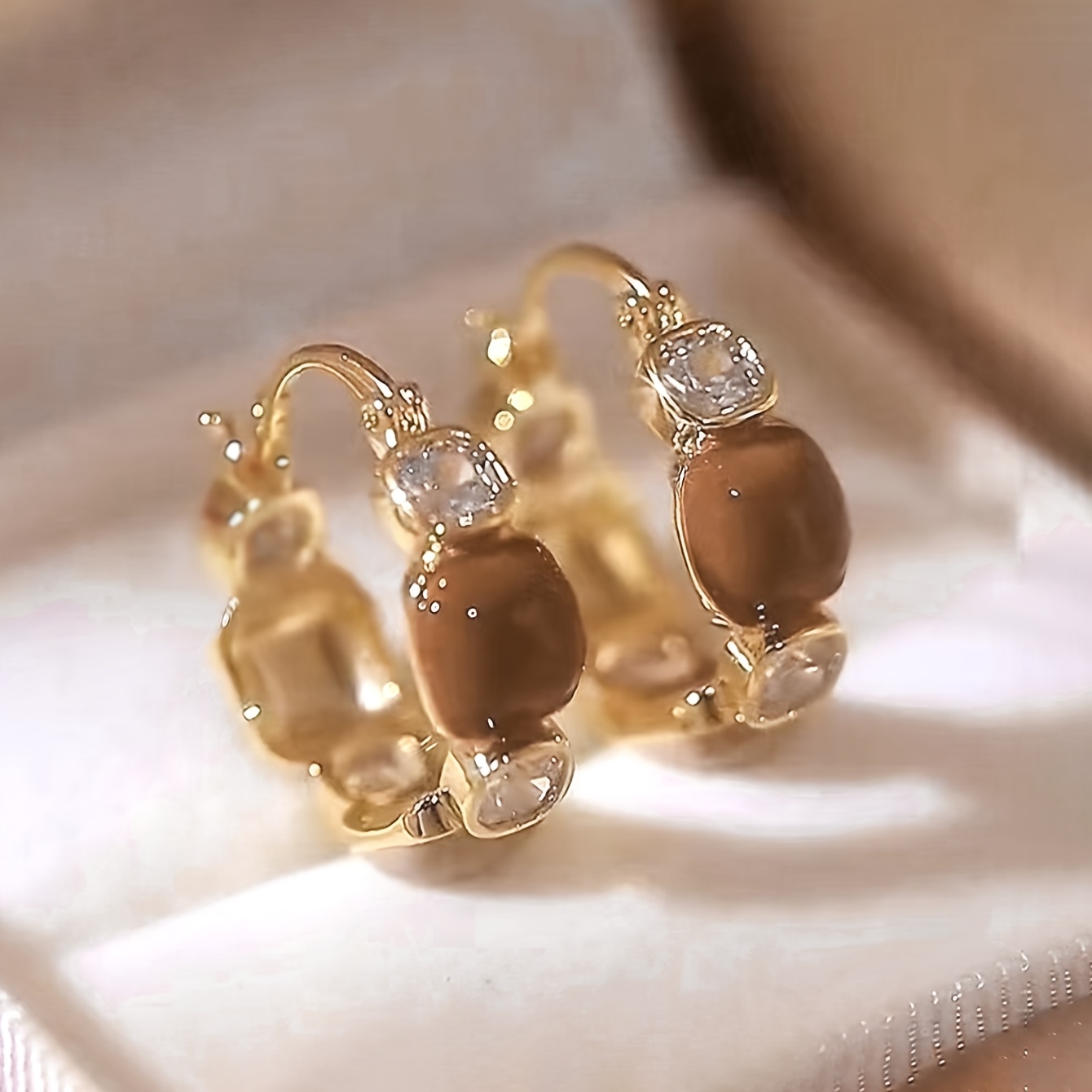 Image of New 2pcs Set, Hollow Geometric Earrings, High-quality Jewelry, Upgraded Vintage Earrings, Premium Decorative Earrings, Suitable For Daily Wear, Accessories, A Gift For , , And . Oil-based Colors May