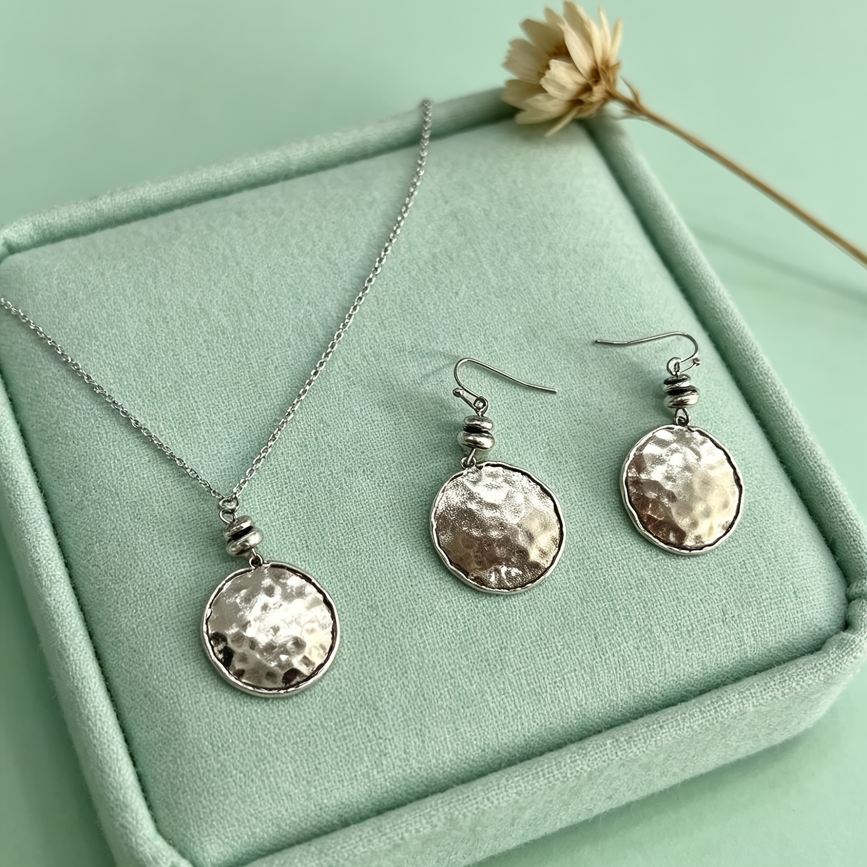 2pcs Set Fashionable Geometric Hammered Texture Jewelry Set