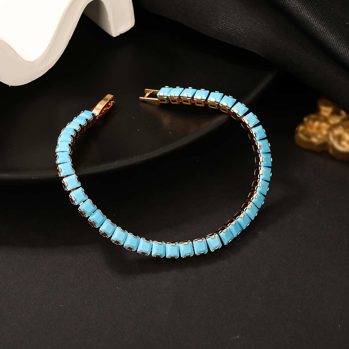 

Pretty Blue Turquoise Inlaid Bracelet Copper Jewelry Elegant Leisure Style Adjustable Female Hand Chain