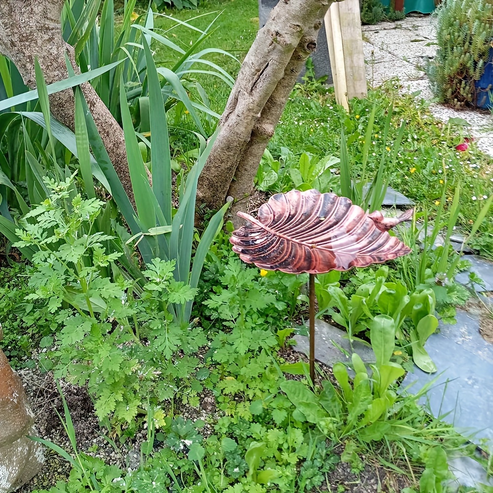 Image of 20-inch Tall Metal Birdbath With Garden Stake, Lightweight Detachable Bird Bath, Rust-resistant Cast Decoration, Suitable For Gardens, Lawns, Patios, And As A Gift For Bird Lovers