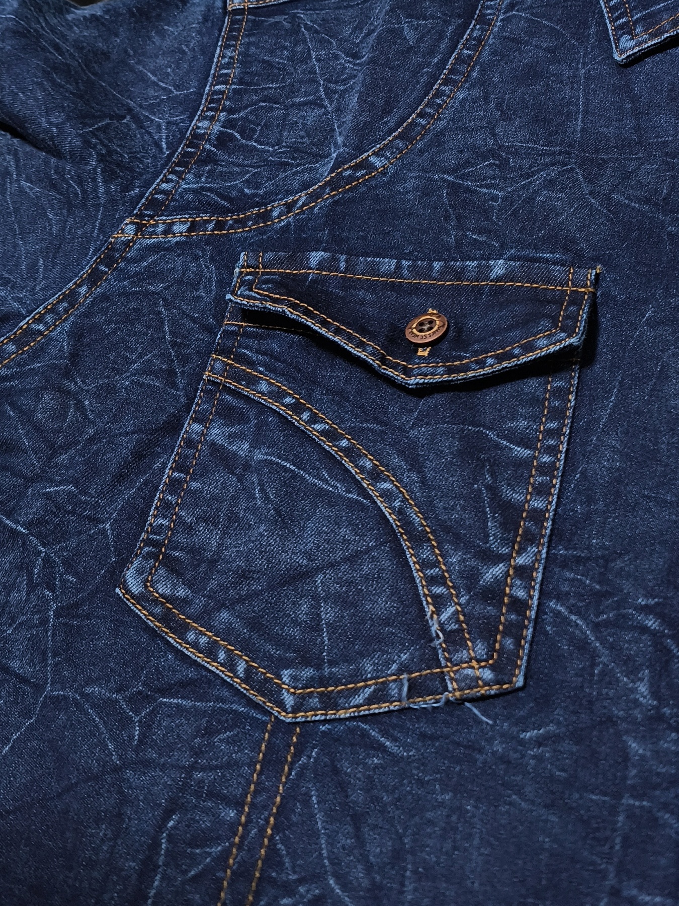Men's Denim Shirt for Spring and Autumn, Fashionable New Trend Denim Jacket, Men's Tie-Dye Denim with Double Pockets Design, Men's Shirt Jacket