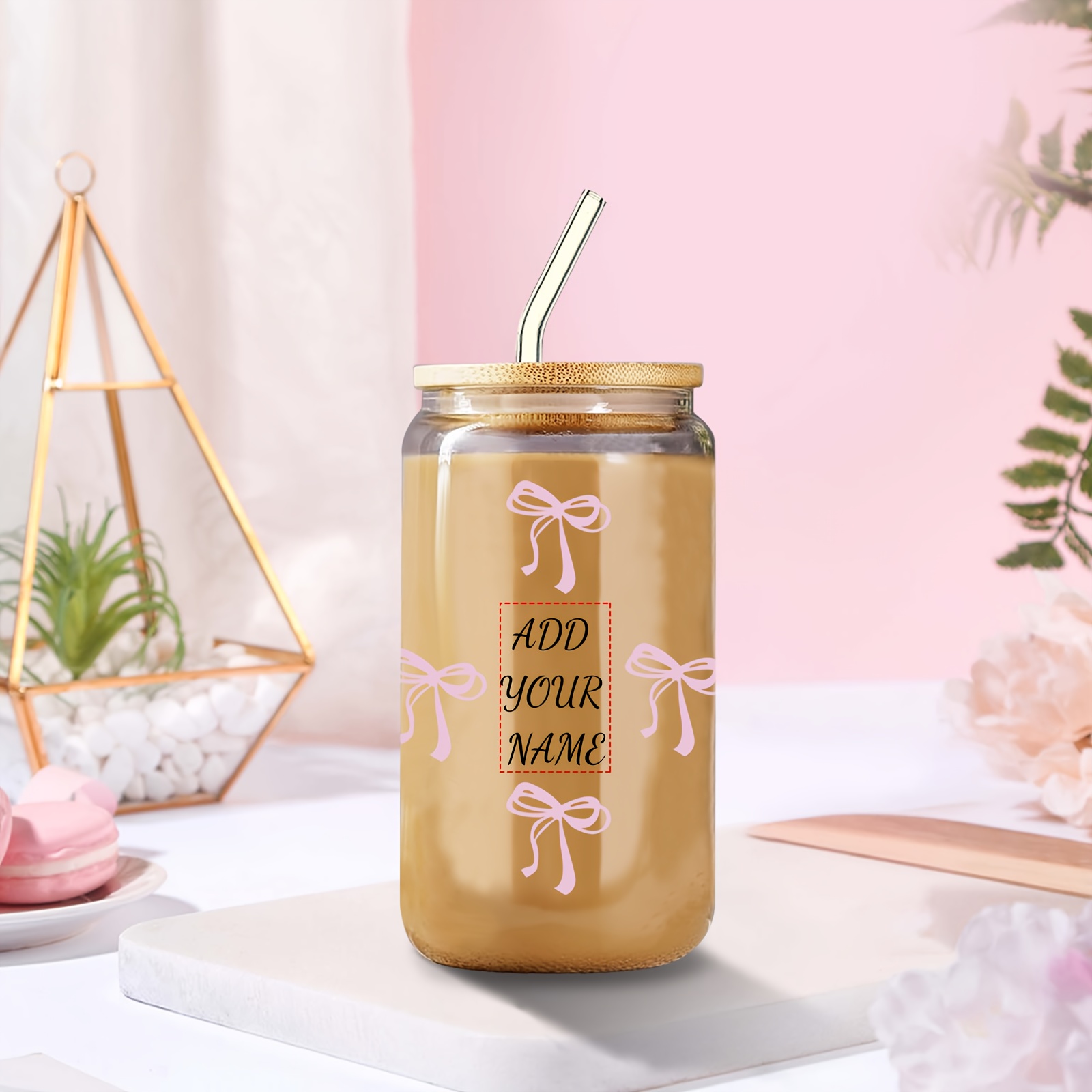 E-shop Ein personalisiertes Bild, 16Oz personalisierte Glas-Kaffeebecher-Soda-Dose, mit einem 3D-UV-gedruckten rosa Schleifendesign. Diese