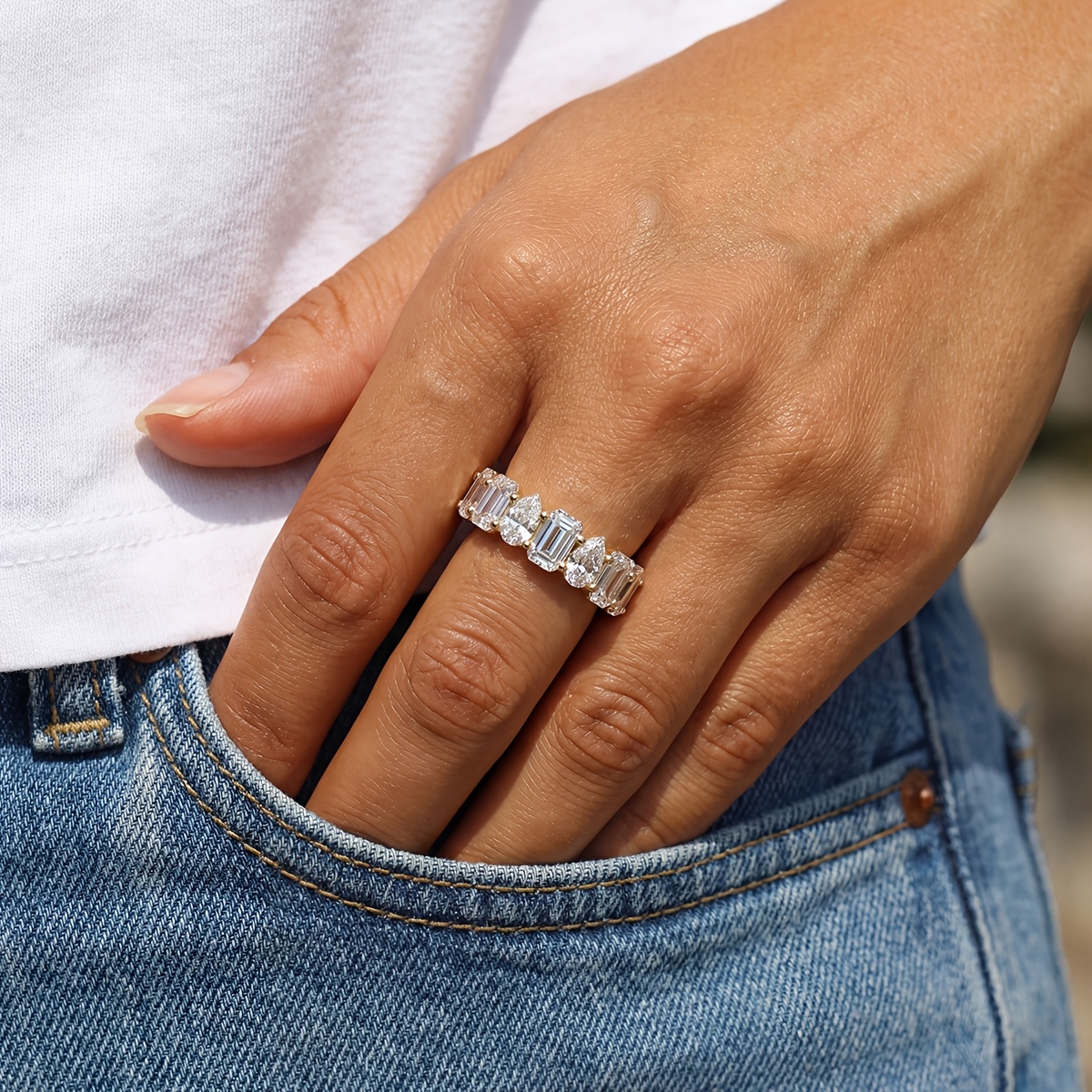 Sparkling Rectangular Pear-Shape Promise Wedding Ring