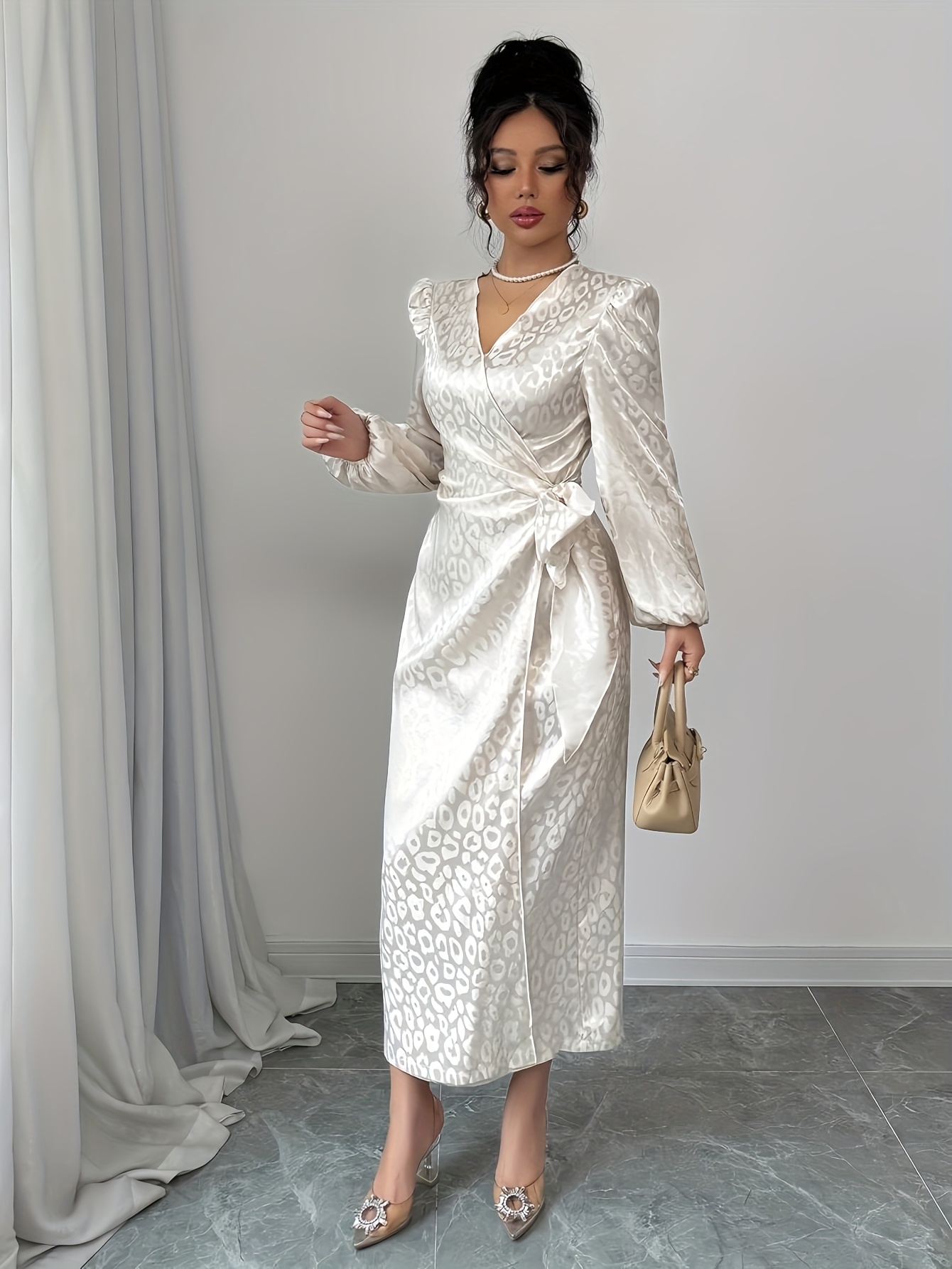 crochet dress akira BEACHIN IT BEADED MAXI – Style with gold heeled EMBROIDERED DRESSES Selena Gomez Arrives at color:Heather Burgundy