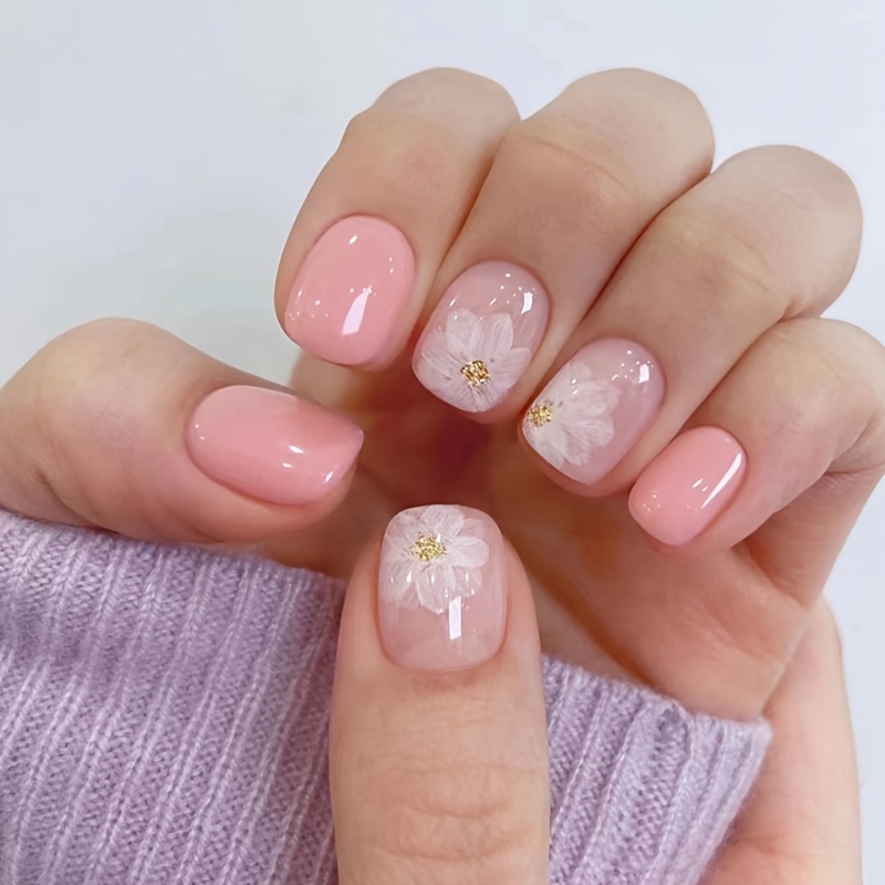 Upgrade Your Style 24pcs Short Square Daisy 's Heart False Nails With Jelly Glue And Nail File Set