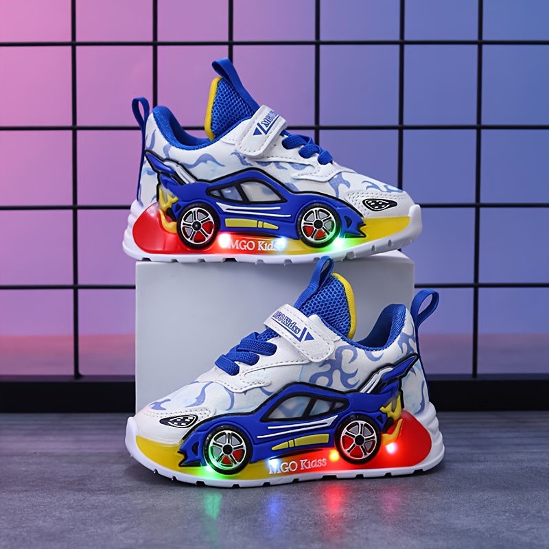 2025 Lente Nieuwe Stijl Verlichte Schoenen voor Jongens en Meisjes, Cartoon Hardloopschoenen met Verlichting, Geschikt voor Jongens van 1-6 jaar.