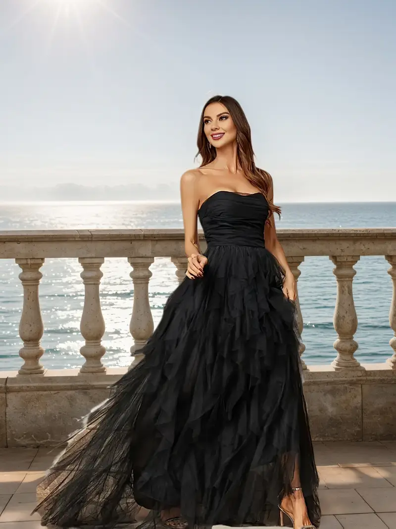women's black strapless wedding dress for brides Exquisite Black Wedding Dress with Corset Base and Lace Embroidered Multi-Layered Skirt