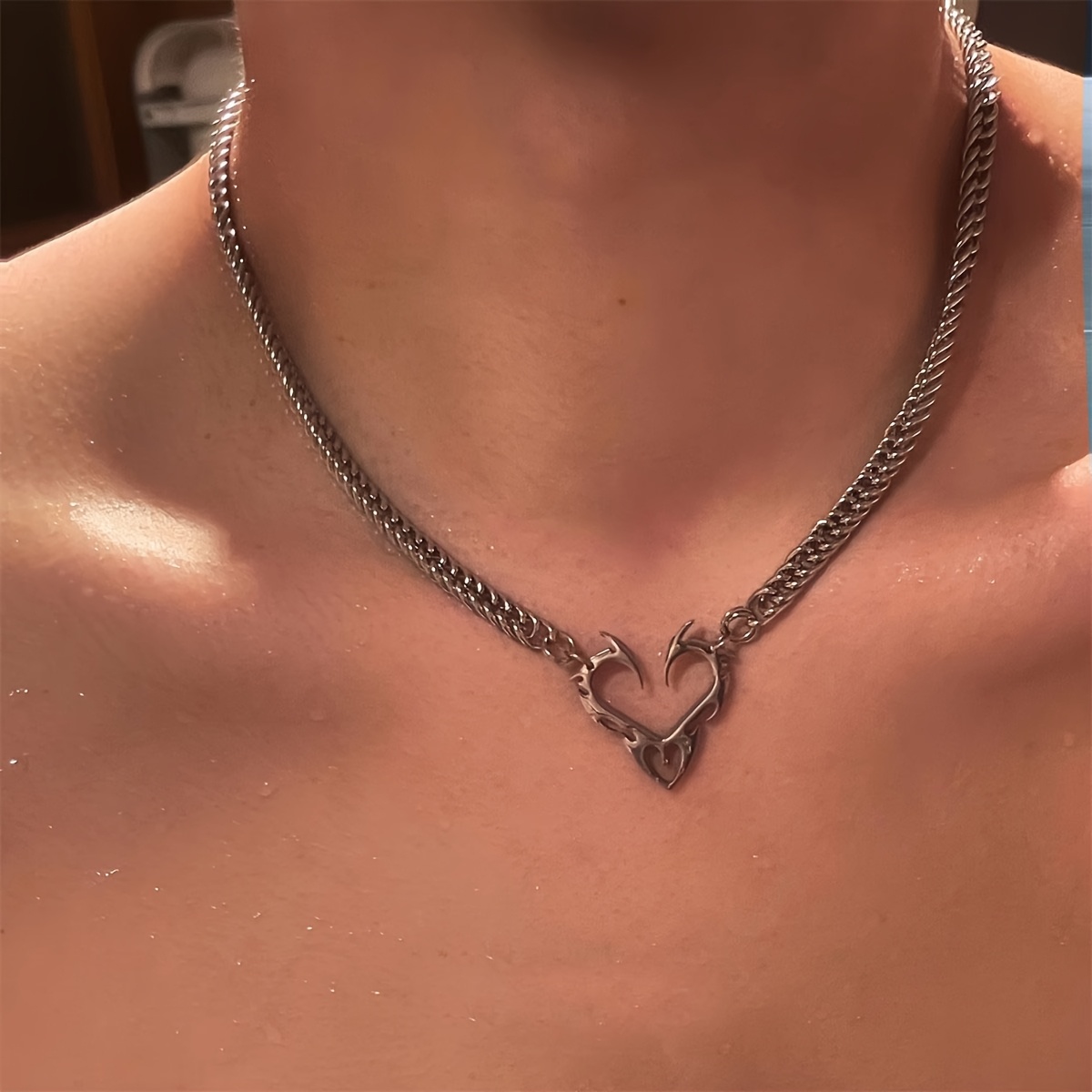 1pc New Punk Style Hollow Flame Heart Pendant Necklace Men Women Chain